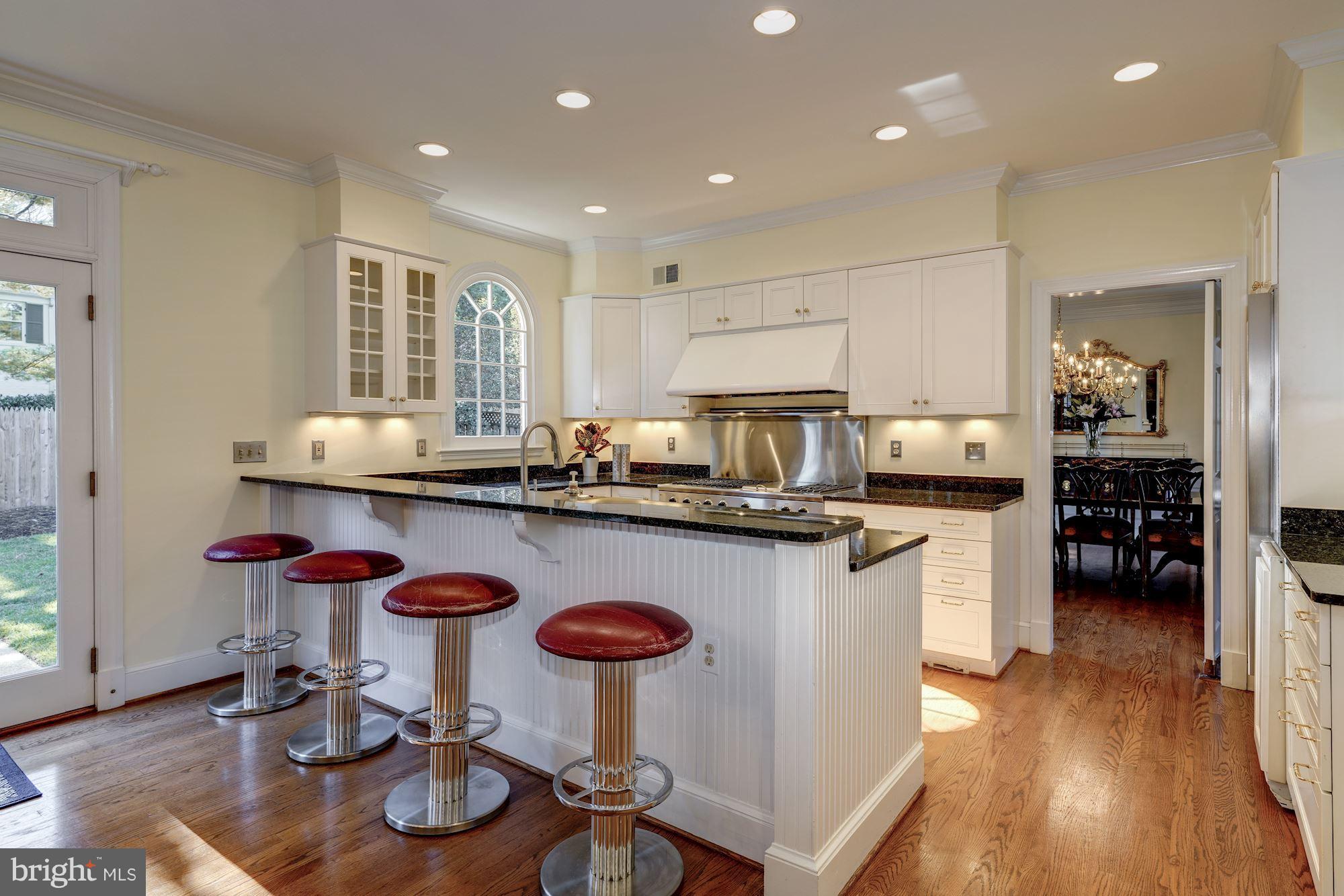 SPRING VALLEY - Residential