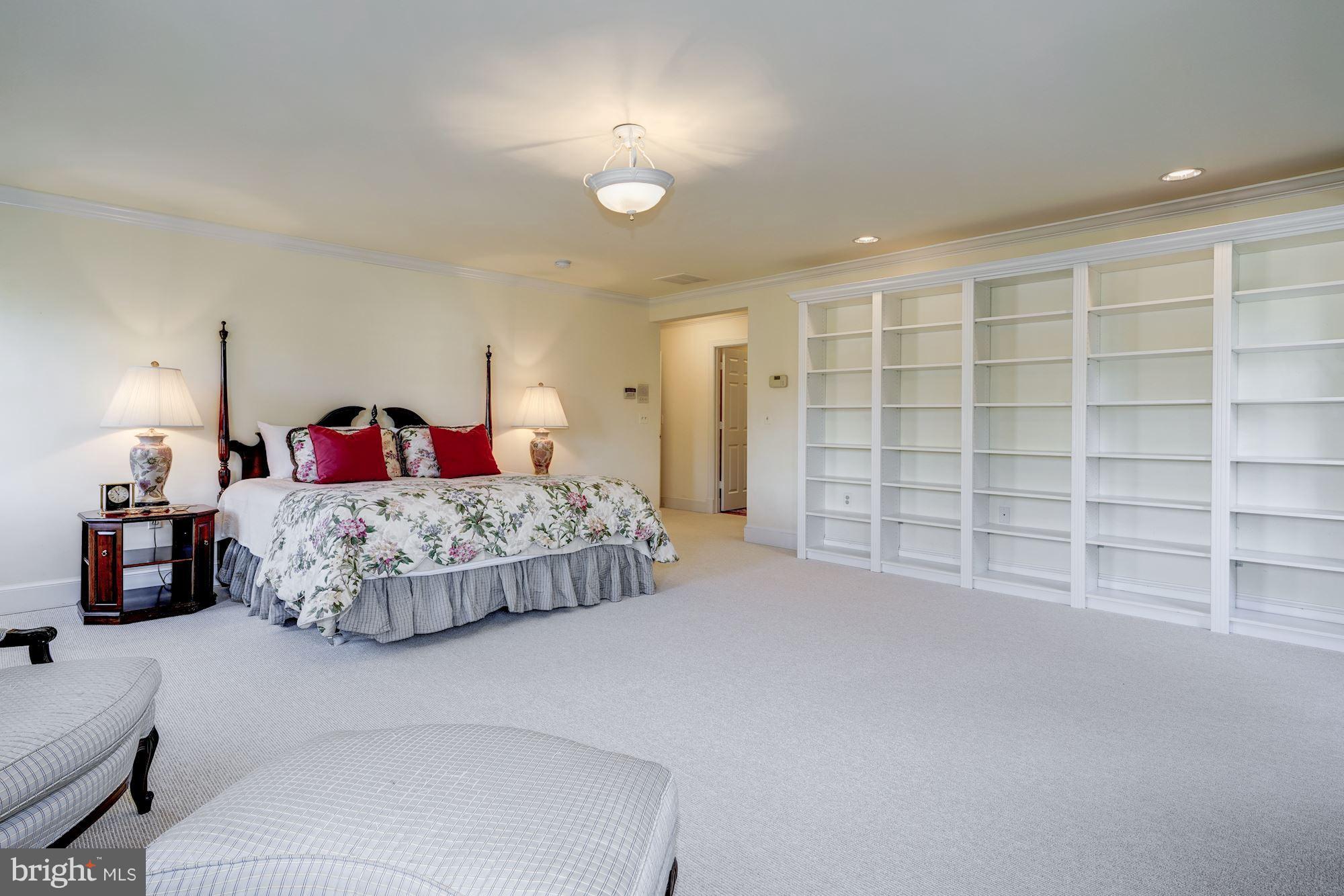 SPRING VALLEY - Residential