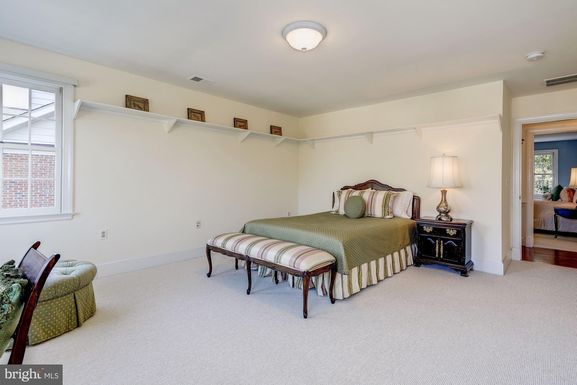 SPRING VALLEY - Residential