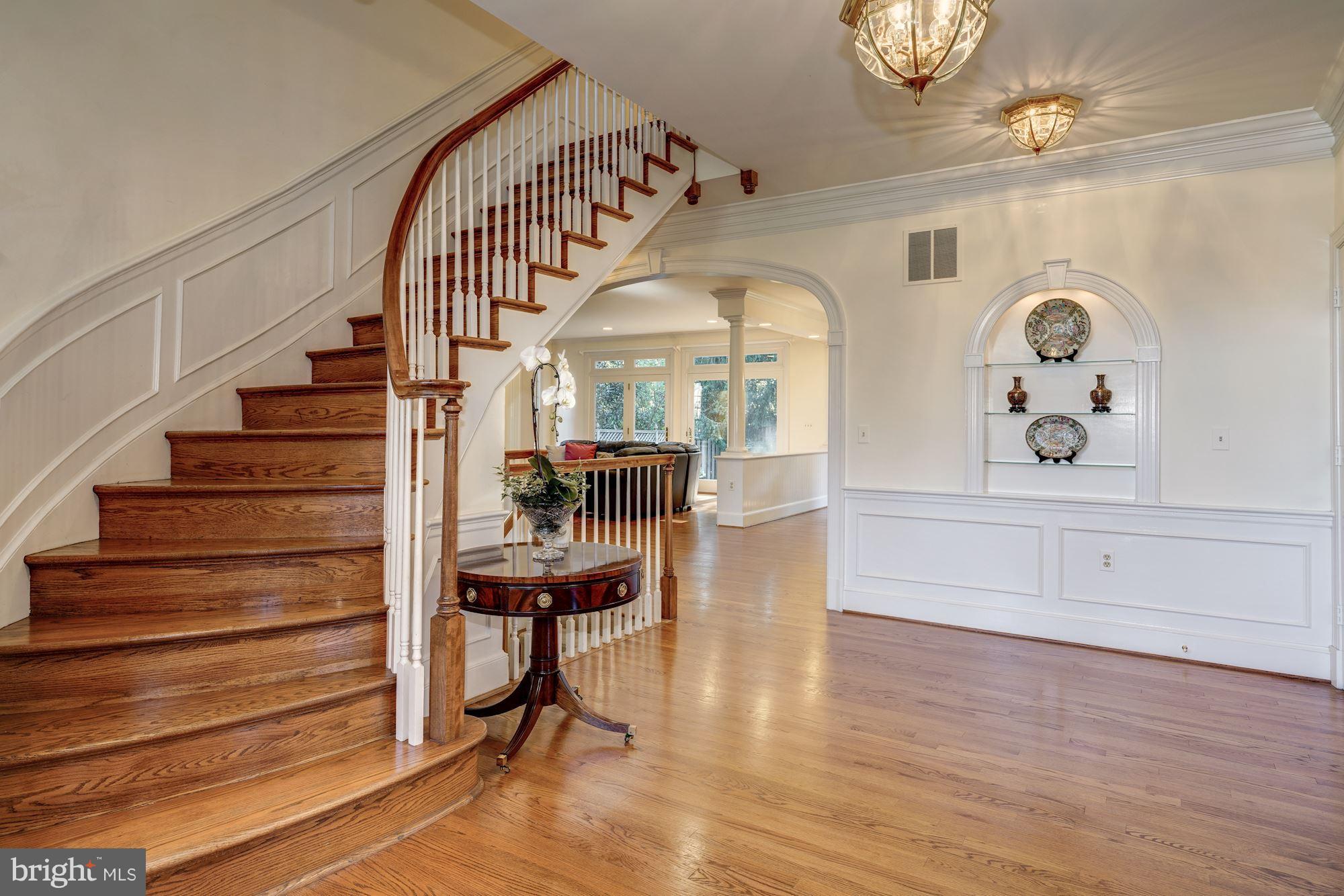 SPRING VALLEY - Residential