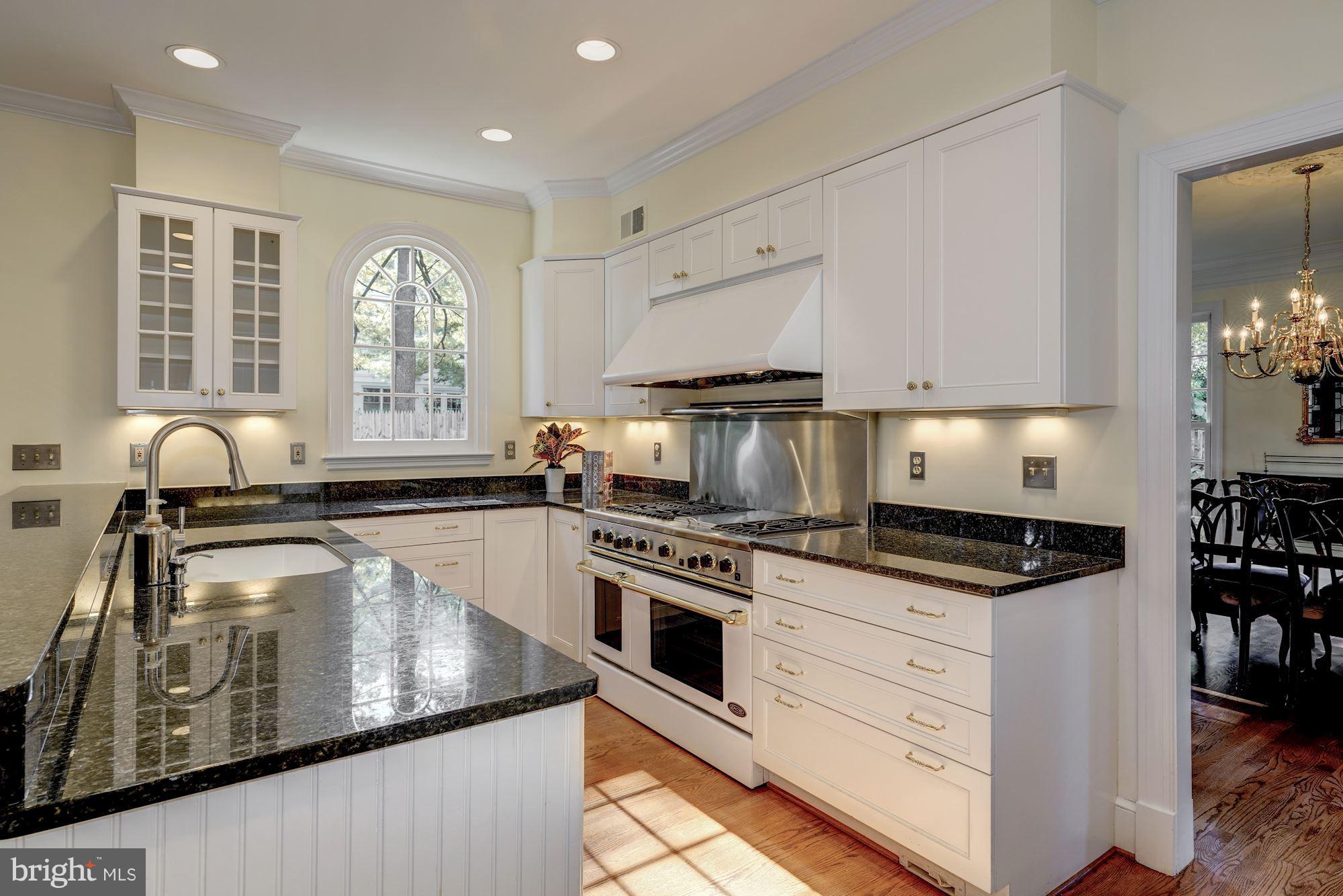 SPRING VALLEY - Residential