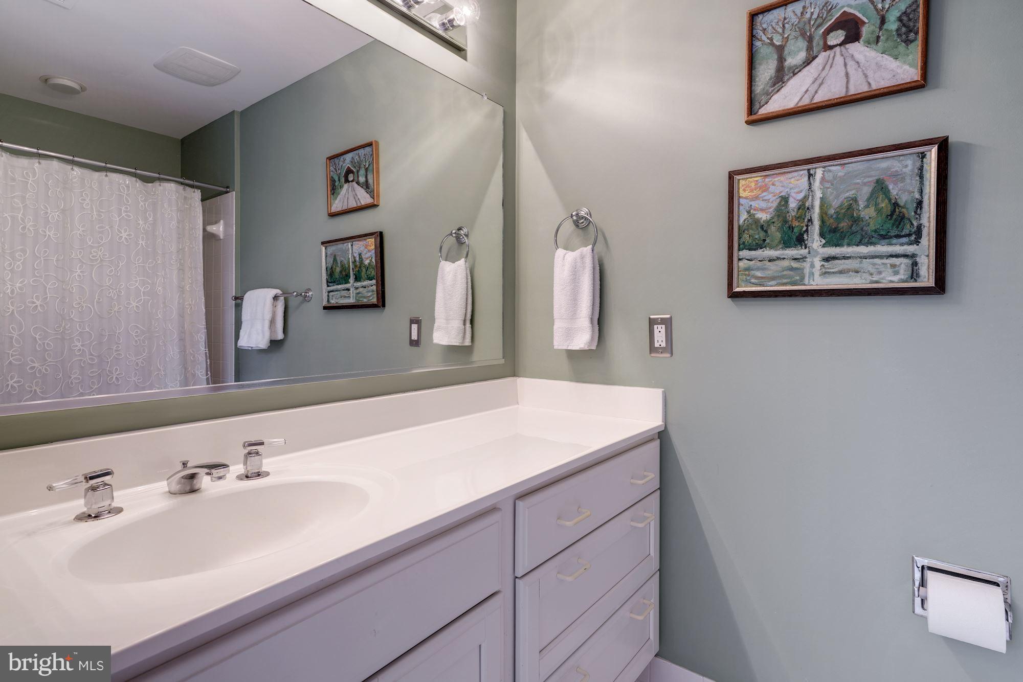 SPRING VALLEY - Residential