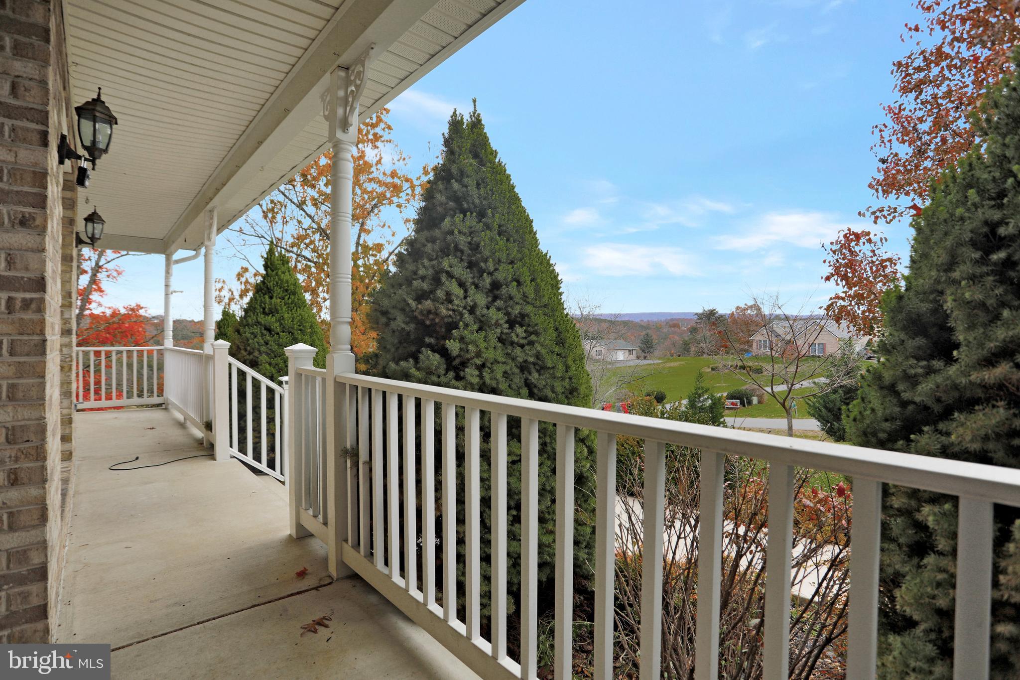 RIDGE VIEW - Residential