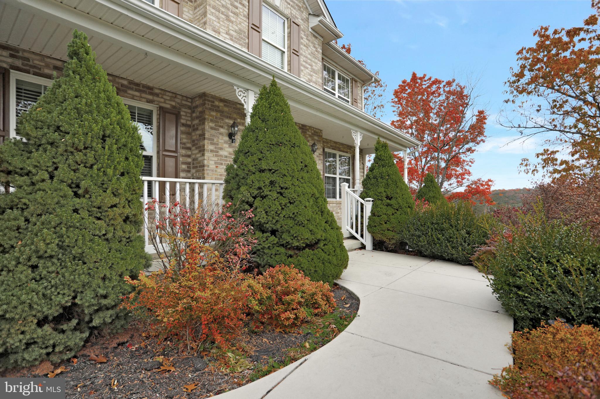 RIDGE VIEW - Residential