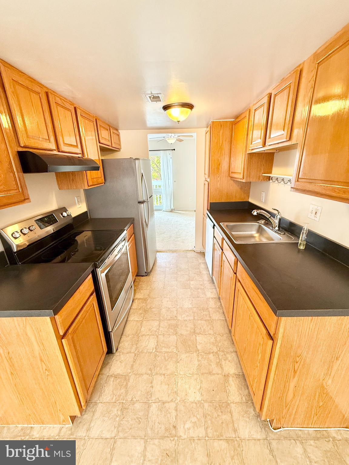 BENTLEY VILLAGE - Residential