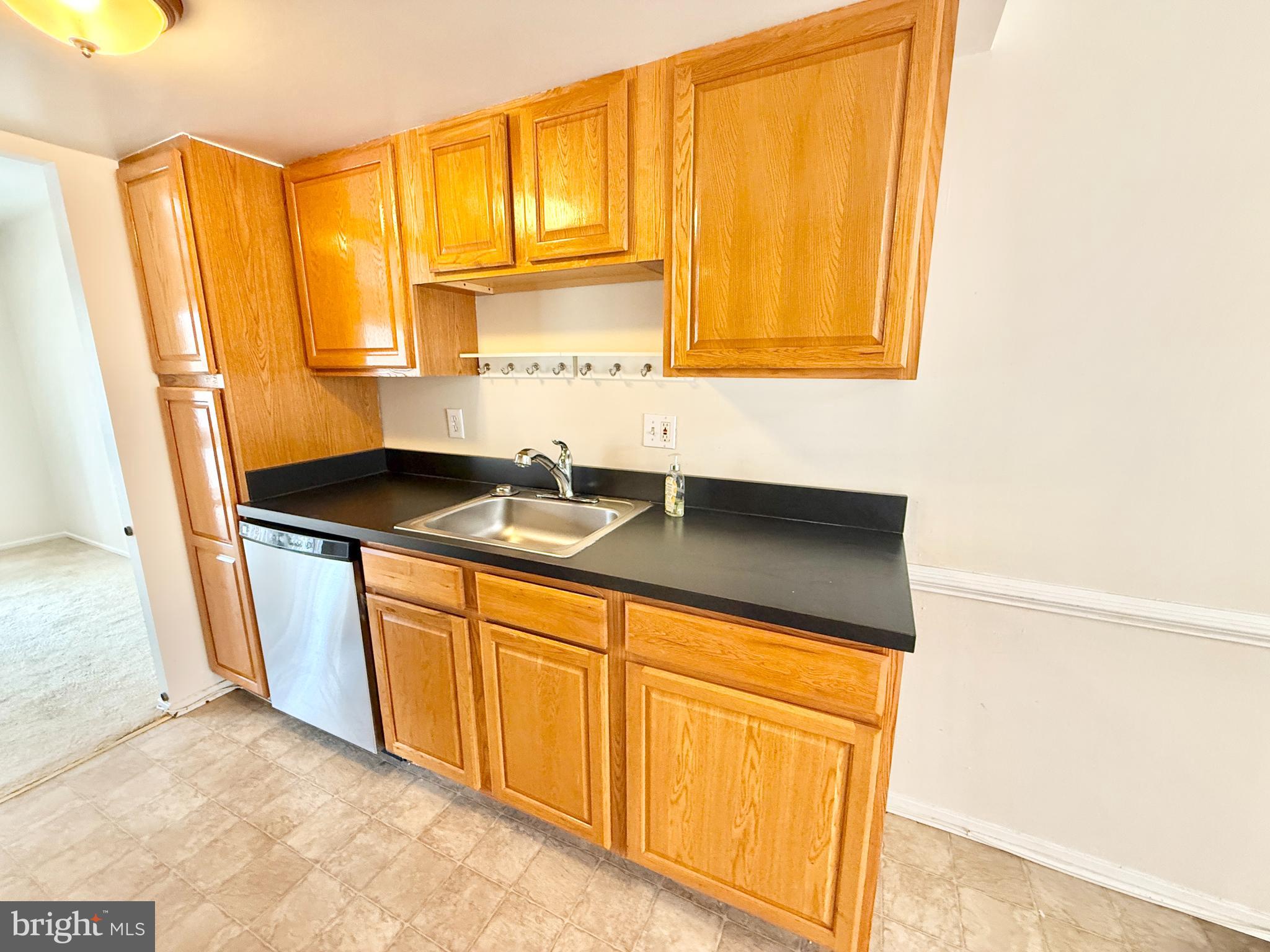 BENTLEY VILLAGE - Residential