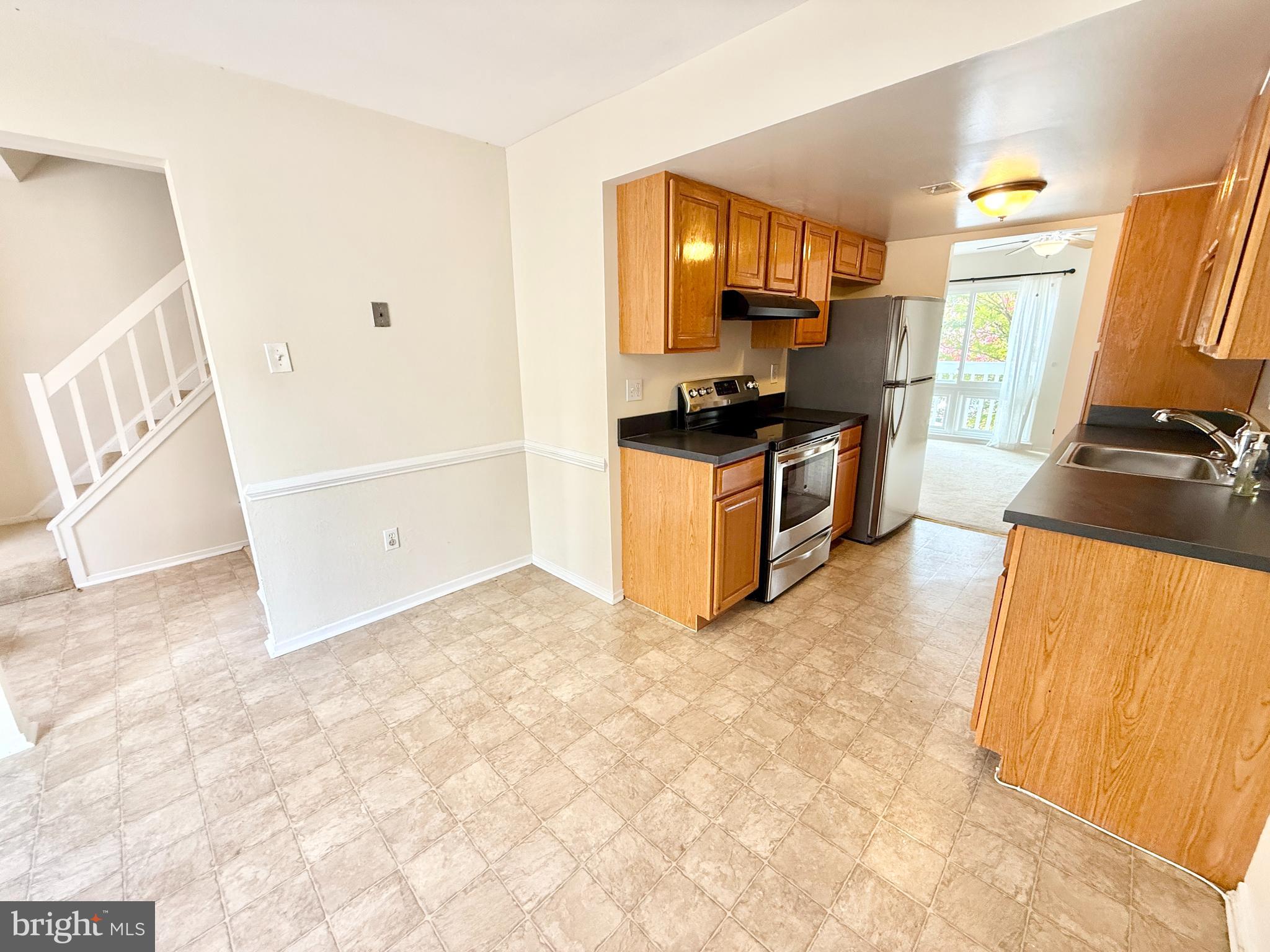 BENTLEY VILLAGE - Residential