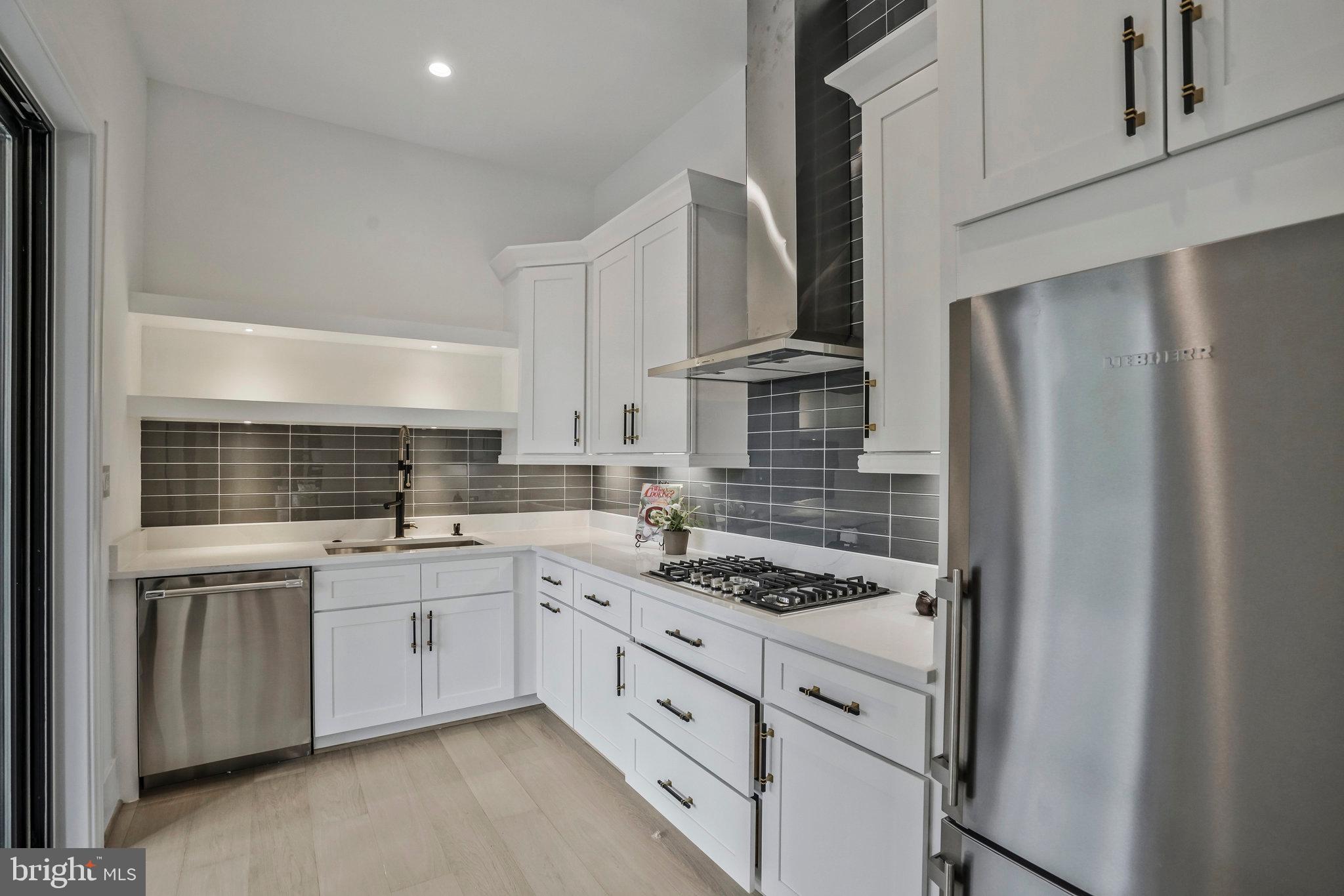 POTOMAC HILLS - Residential