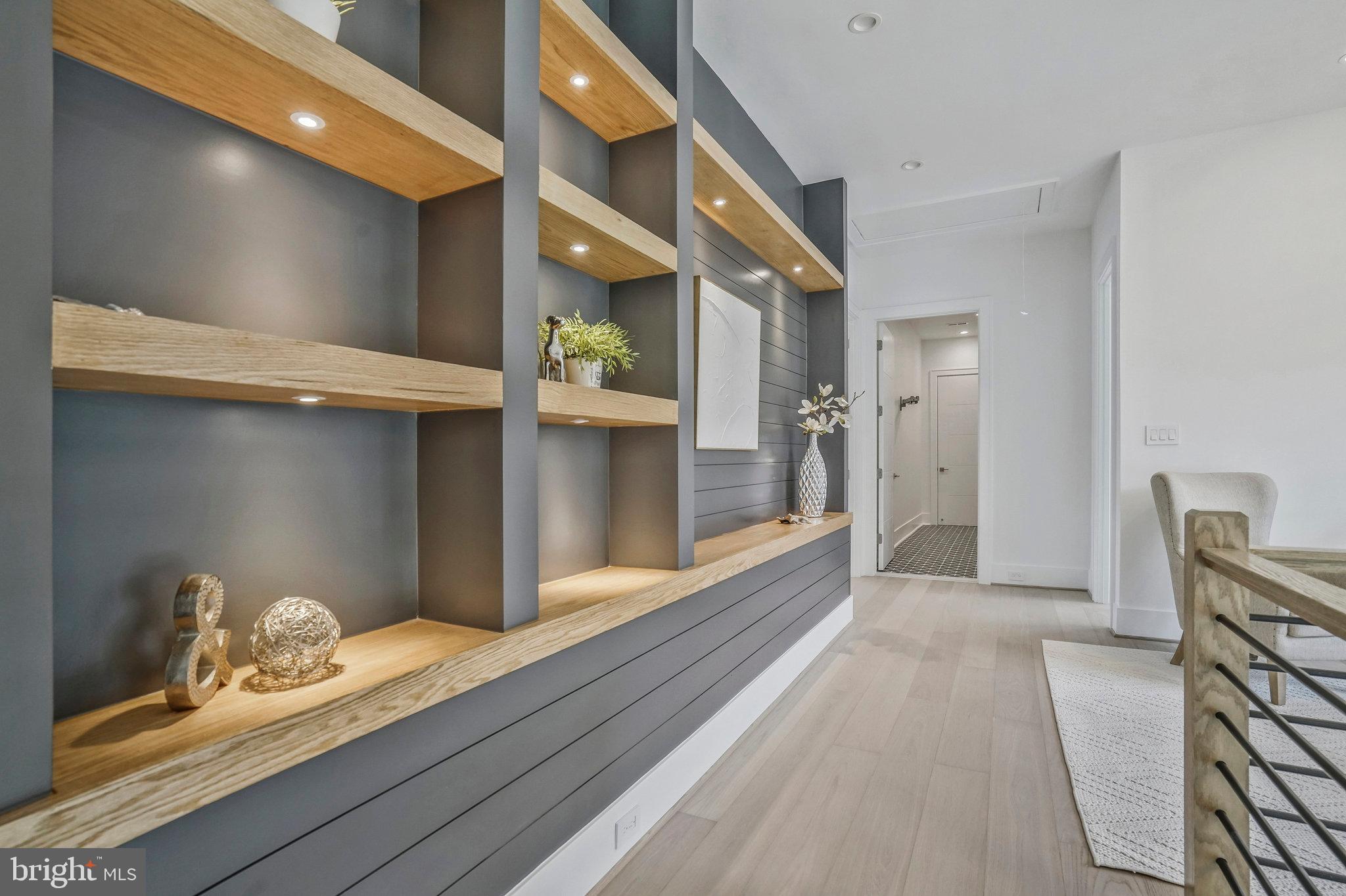 POTOMAC HILLS - Residential