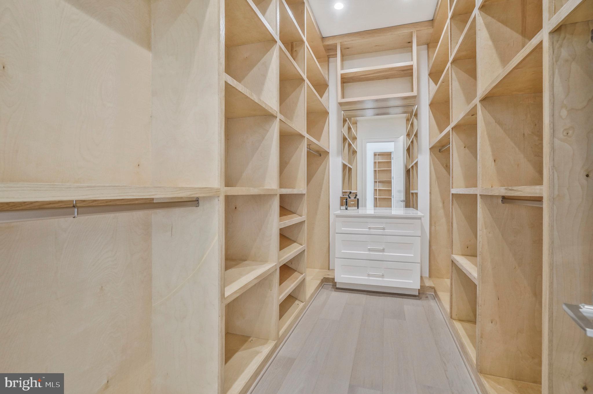 POTOMAC HILLS - Residential