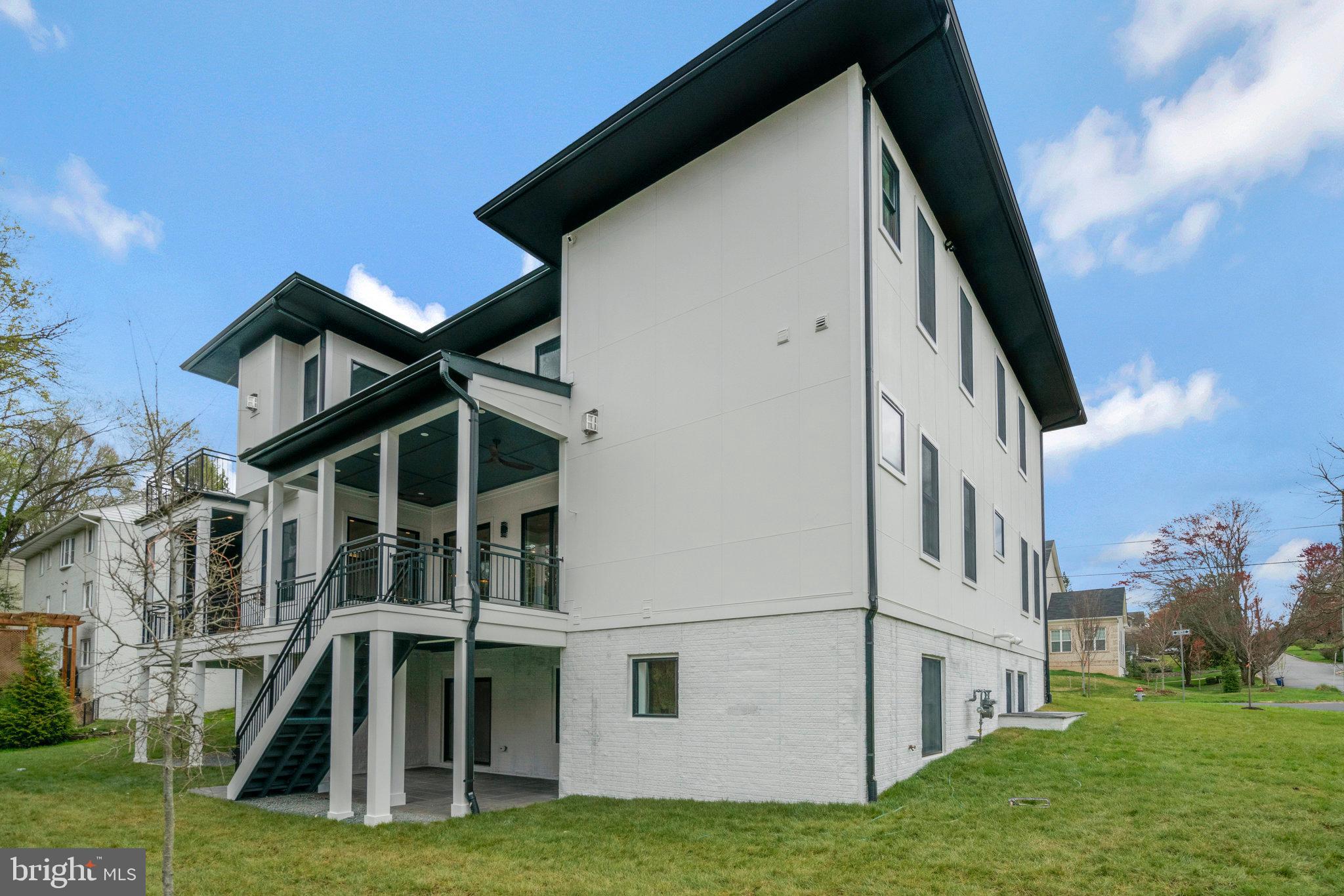 POTOMAC HILLS - Residential