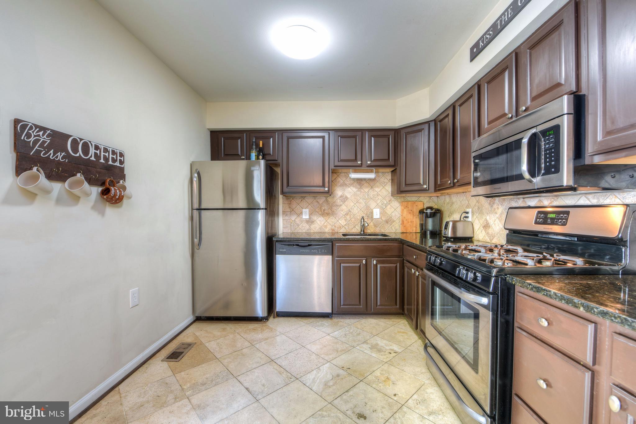 DALE CITY - Residential