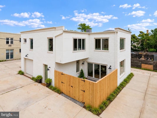 1818 INDEPENDENCE AVE SE, WASHINGTON, DC 20003 - Image ef09f81e782c4dcee6f7c82ea591cd3e/4148419643
