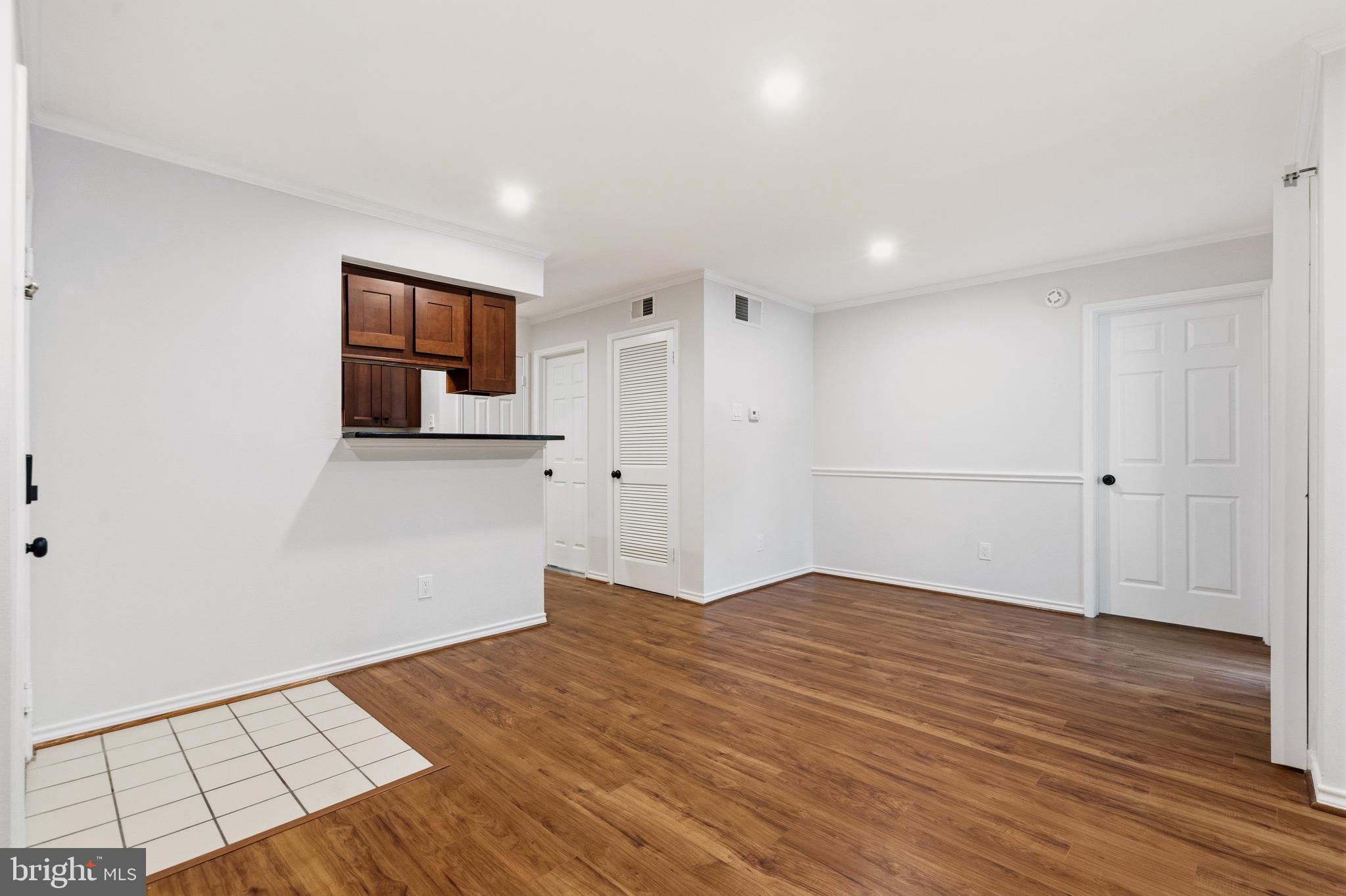 1521 LINCOLN WAY 104A