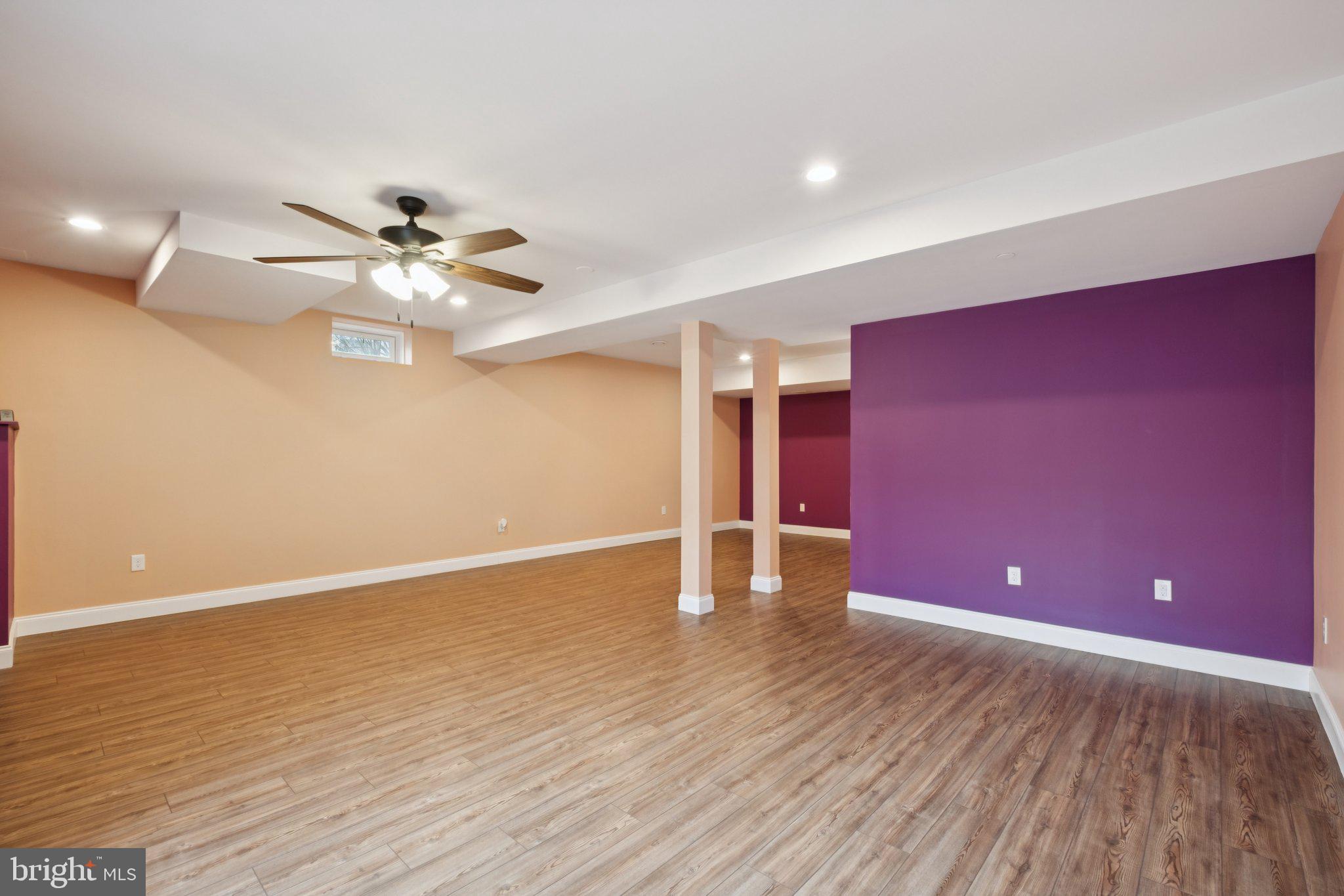 OAKS AT LAFAYETTE HILL - Residential