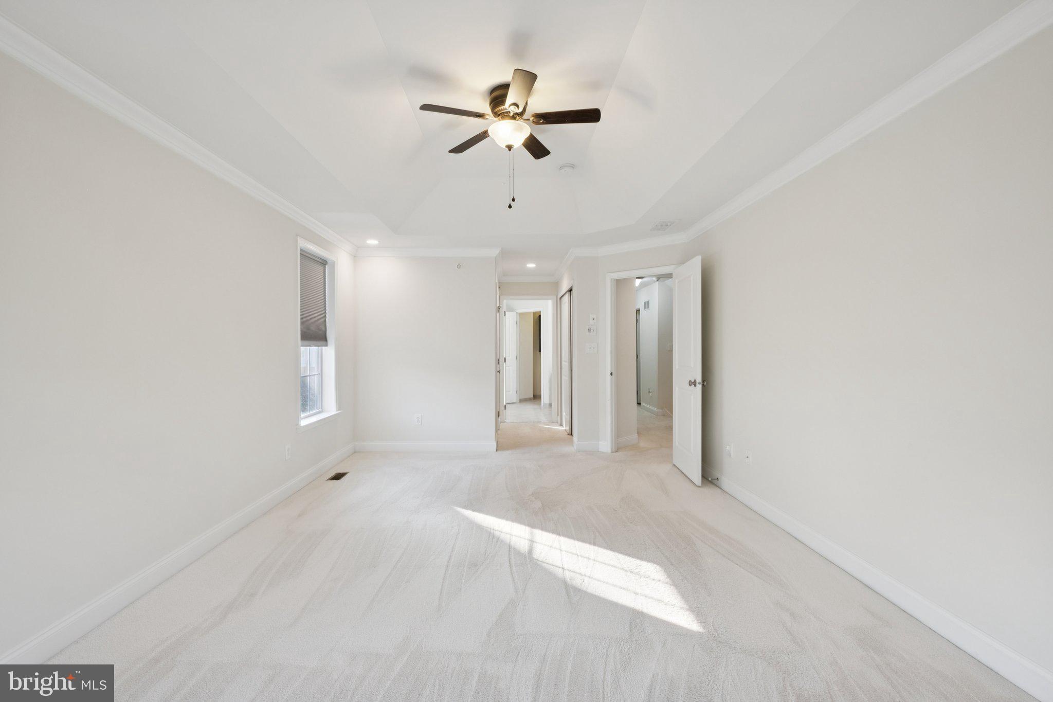 OAKS AT LAFAYETTE HILL - Residential