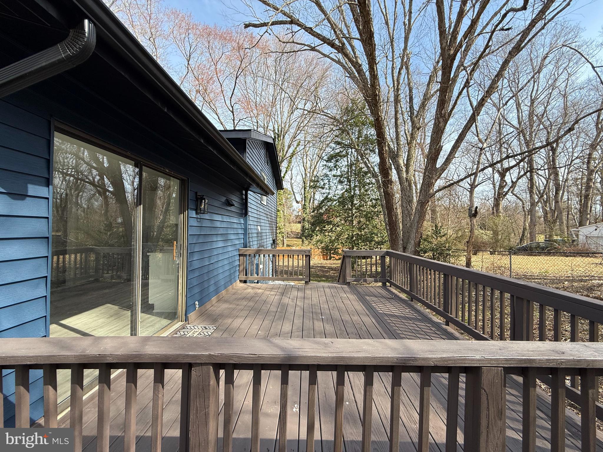 STONEYBROOKE - Residential