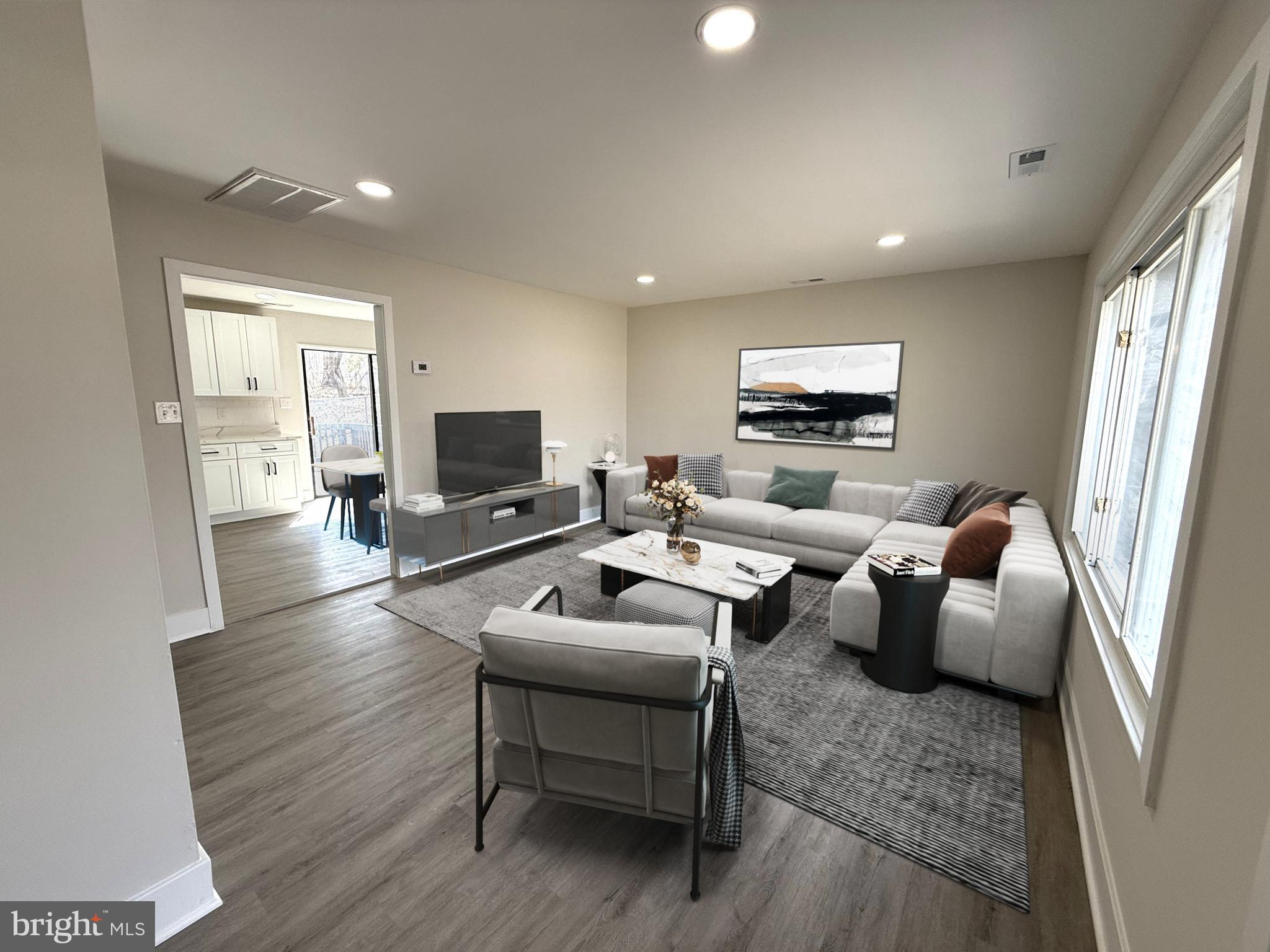 STONEYBROOKE - Residential