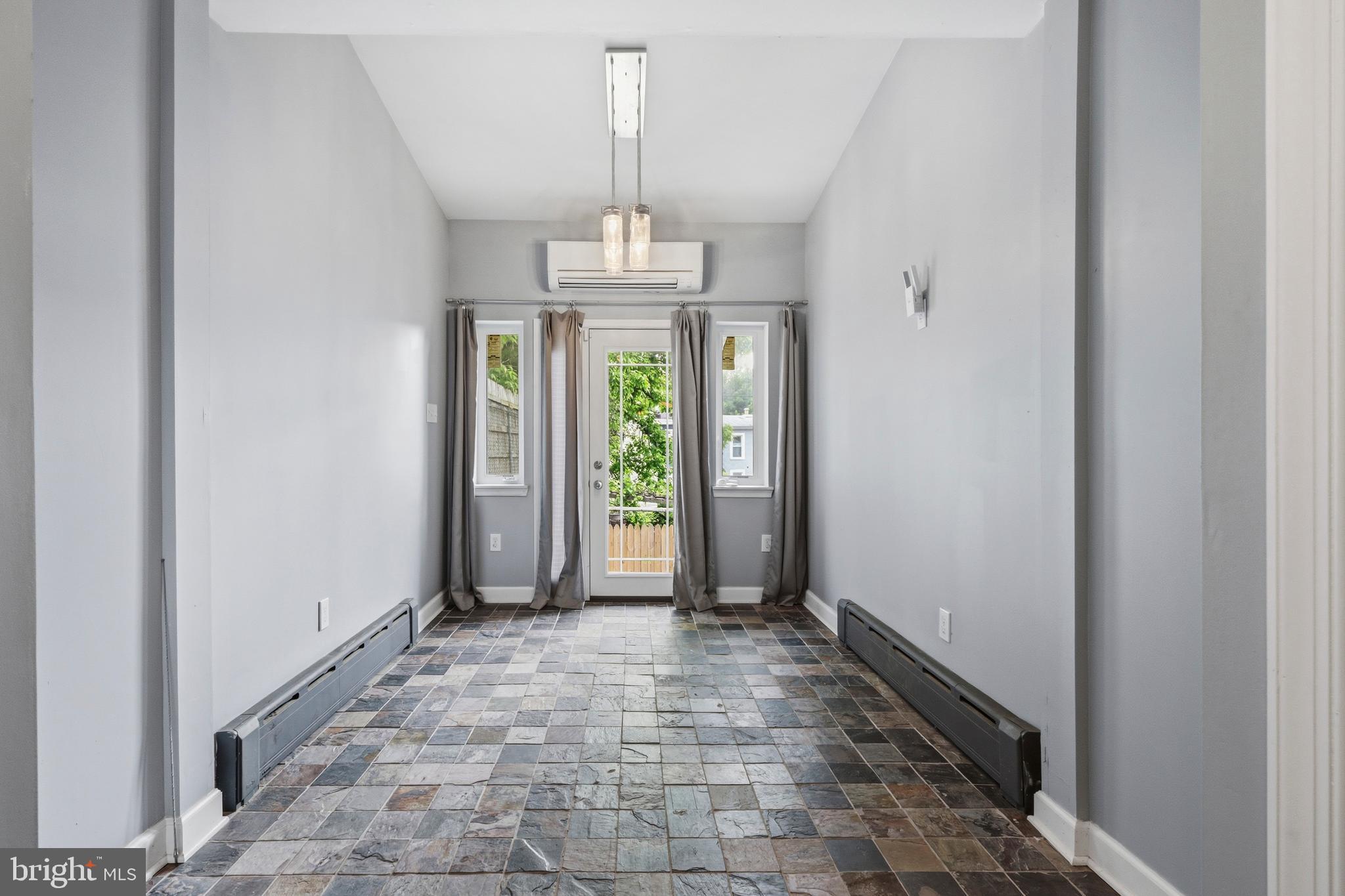 MANAYUNK - Residential