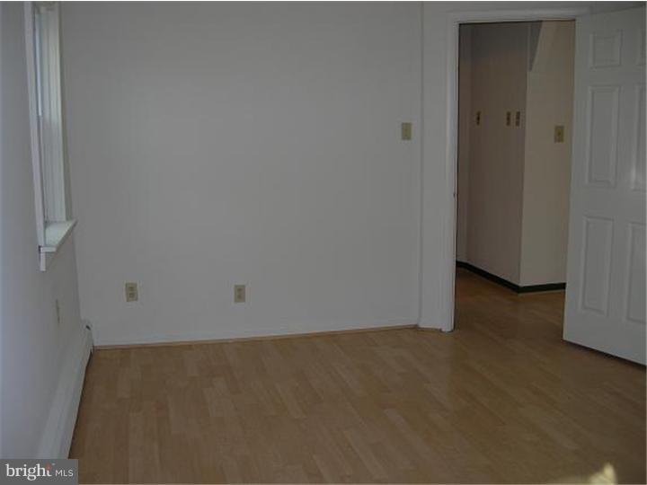 000 - Residential Lease