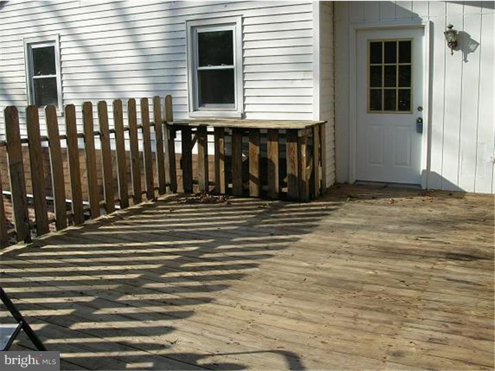 000 - Residential Lease