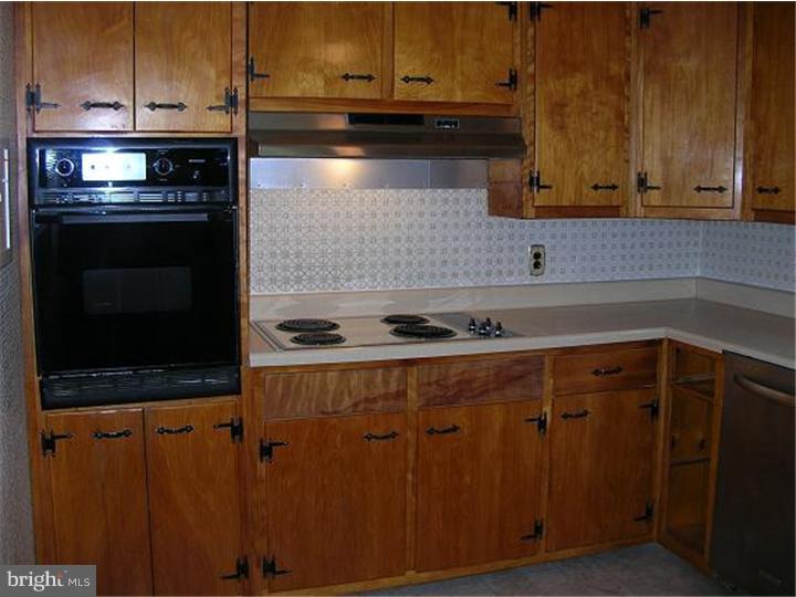 000 - Residential Lease