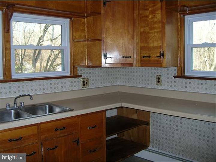 000 - Residential Lease