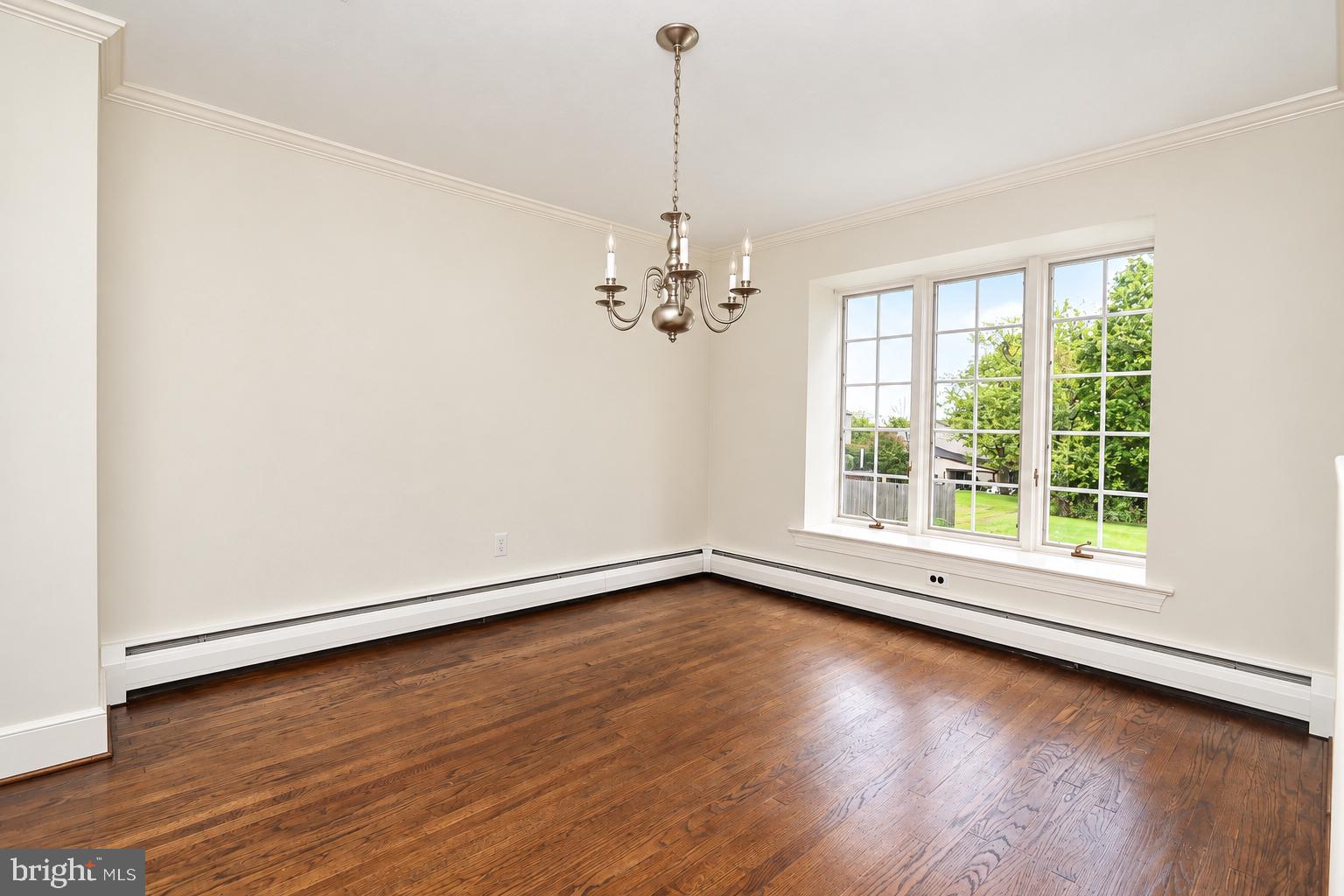 3016 BRAMBLING LANE