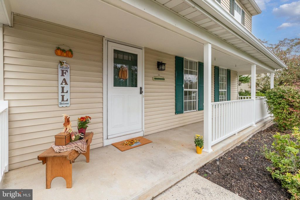 Photo of 42 Bayberry Dr, MECHANICSBURG, PA 17050 (MLS # PACB2047680)