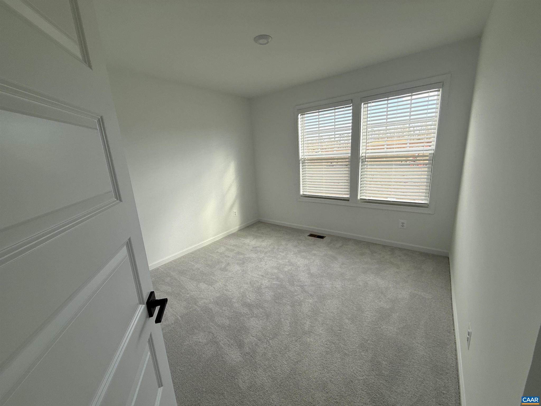 UNKNOWN - Residential Lease