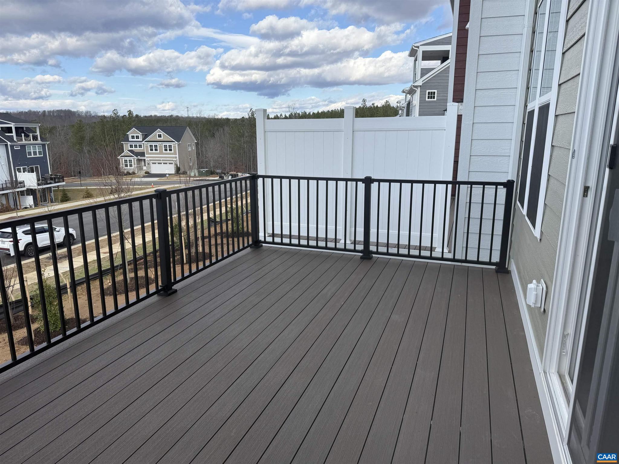 UNKNOWN - Residential Lease