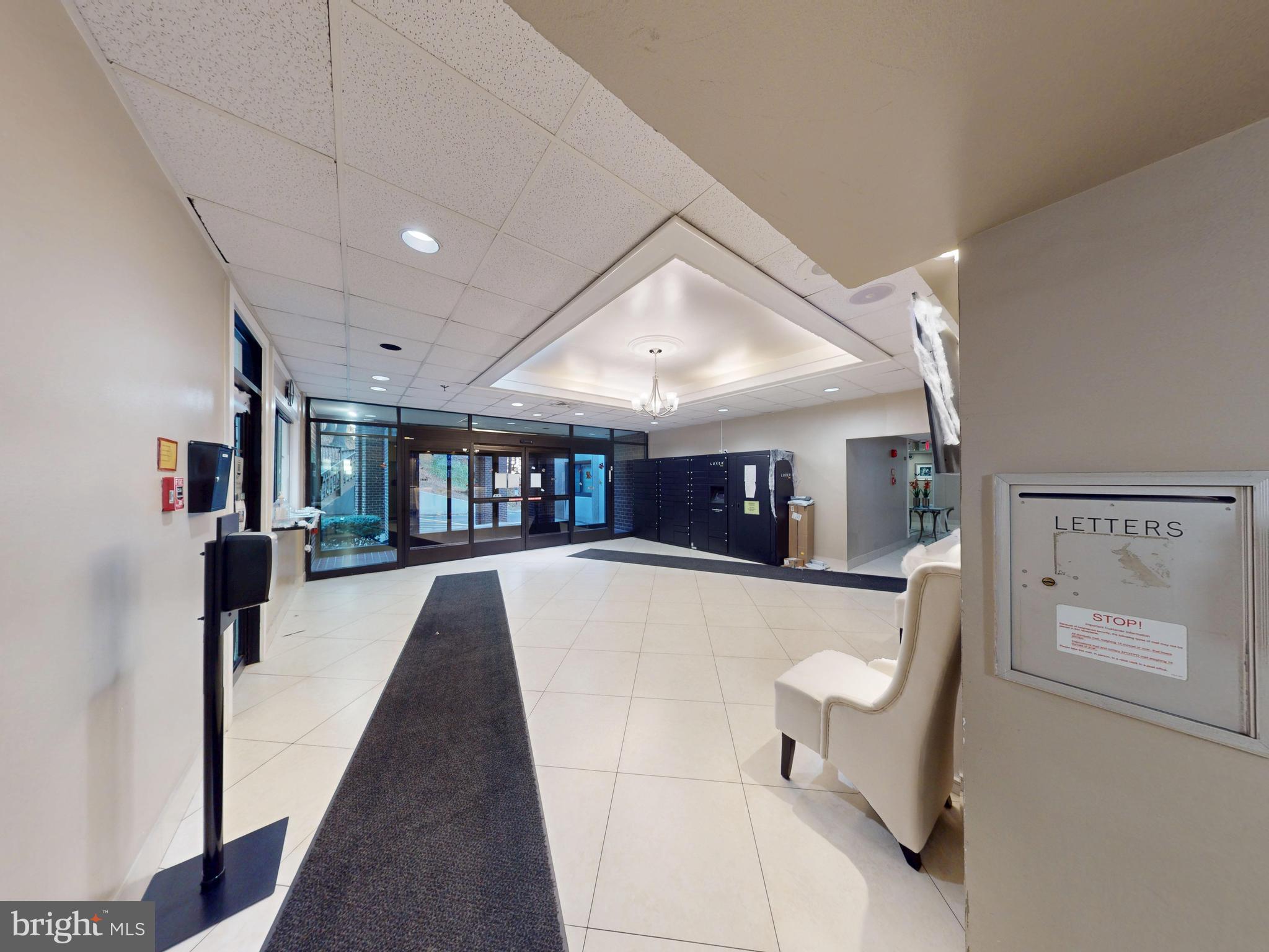 HIGHPOINTE - Residential Lease