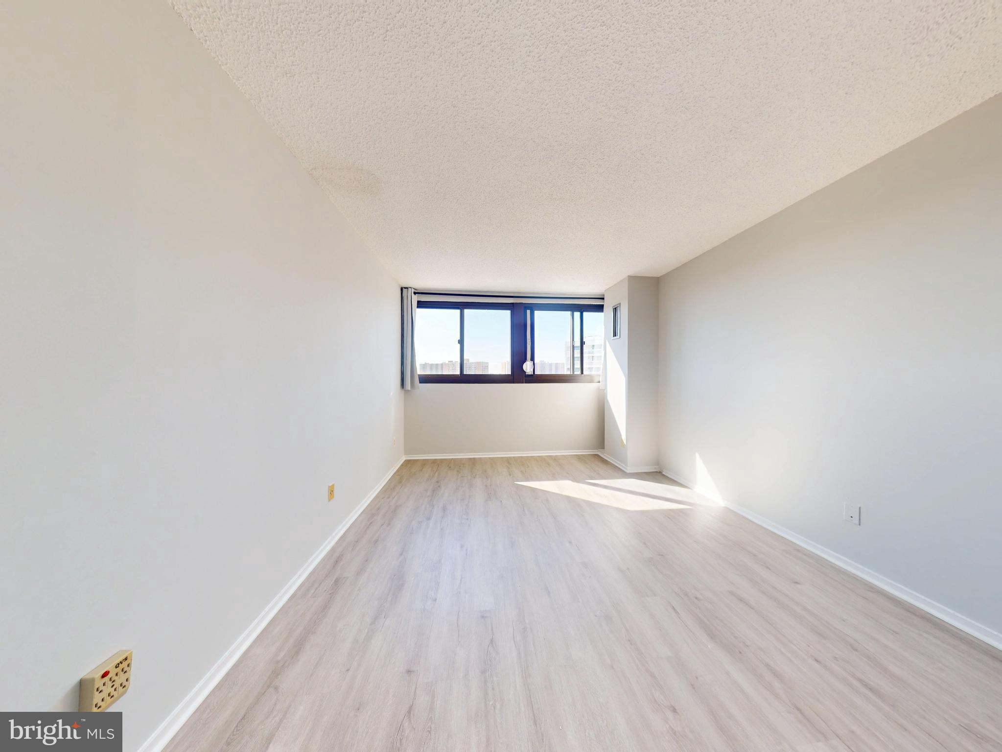 HIGHPOINTE - Residential Lease