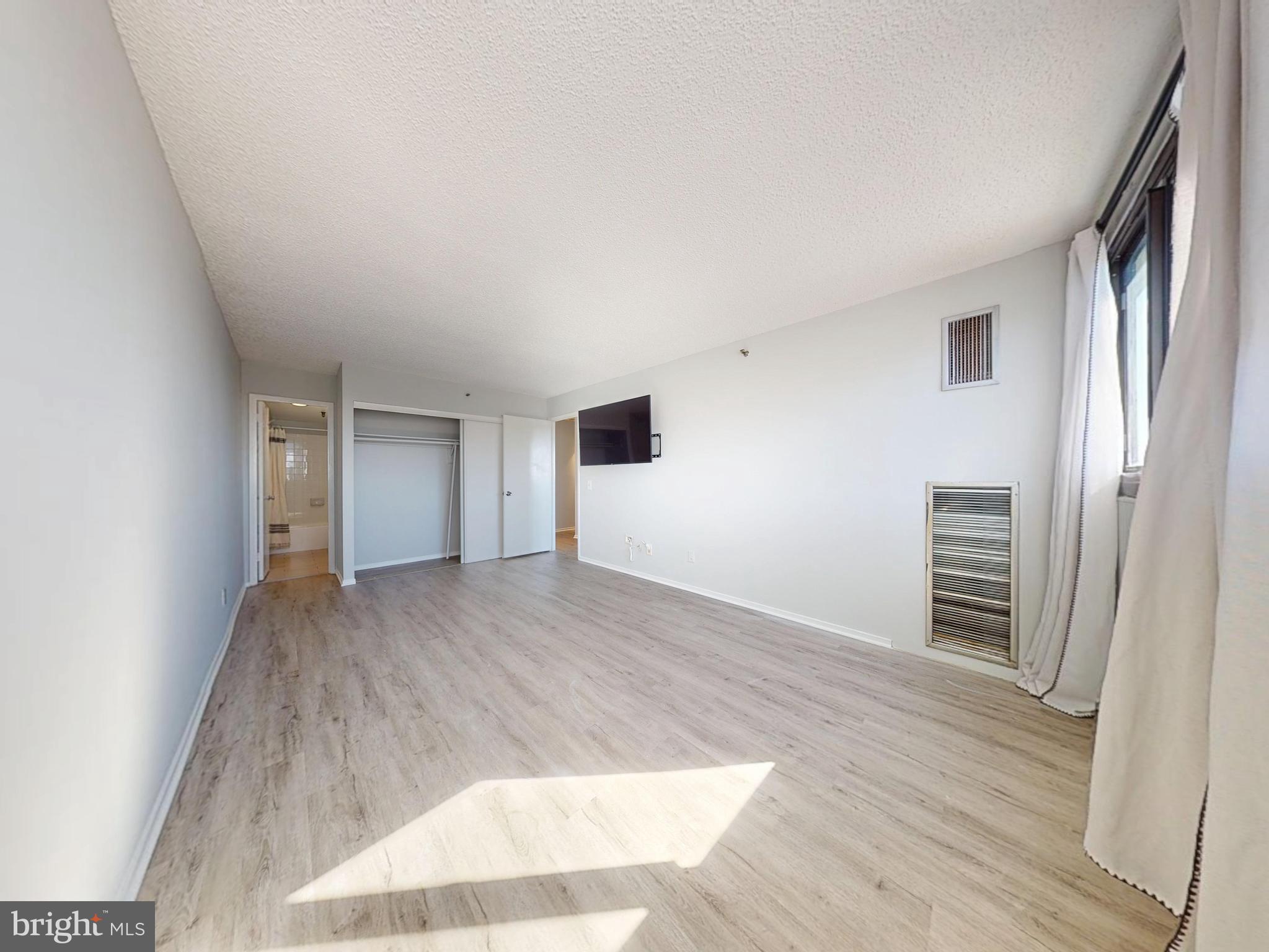 HIGHPOINTE - Residential Lease