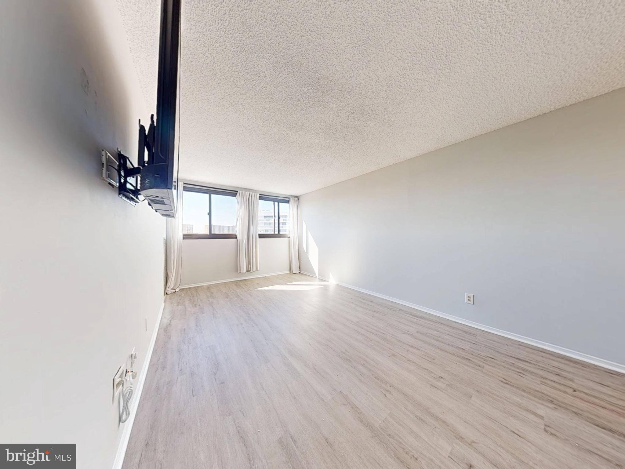 HIGHPOINTE - Residential Lease