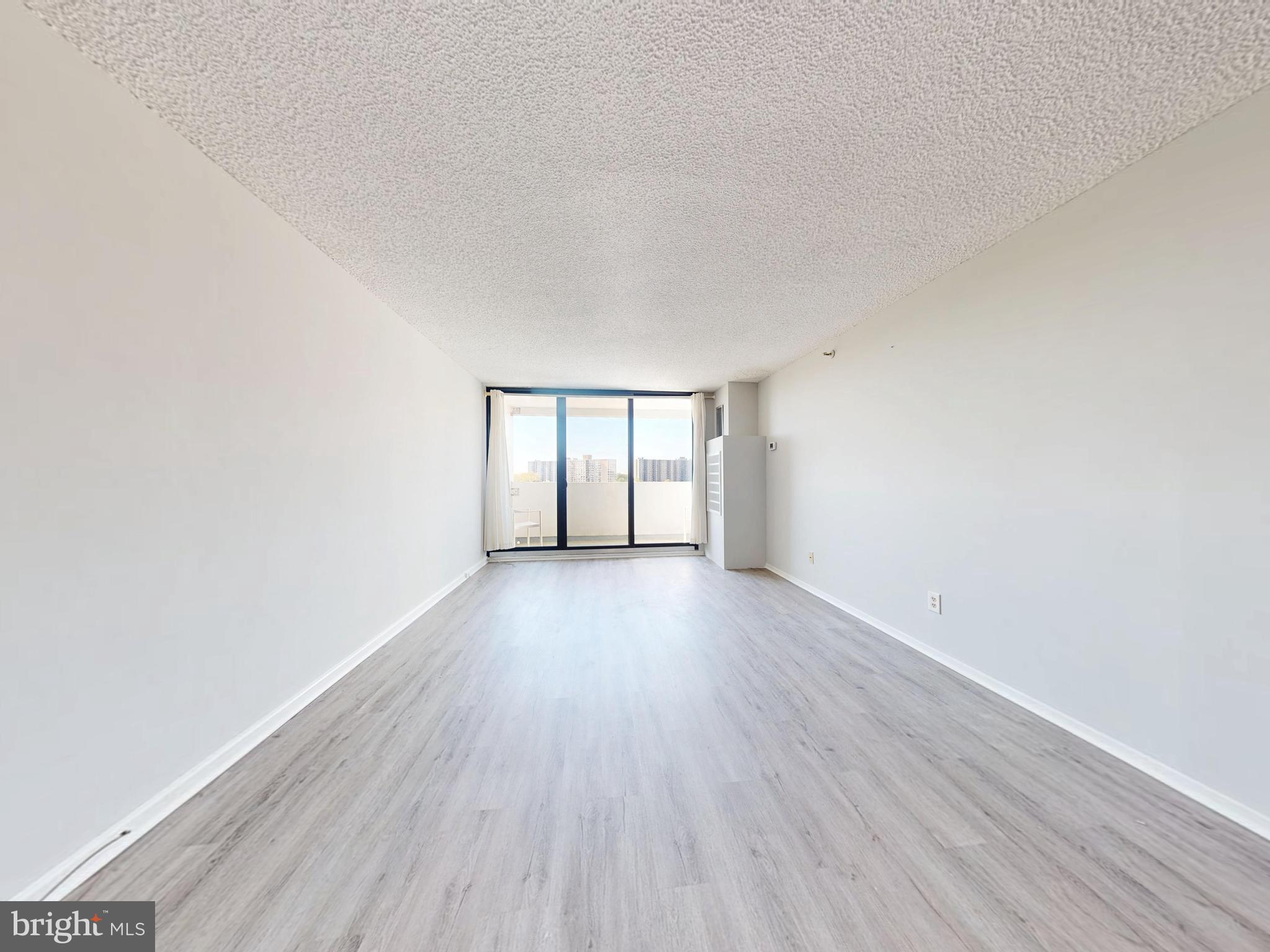 HIGHPOINTE - Residential Lease