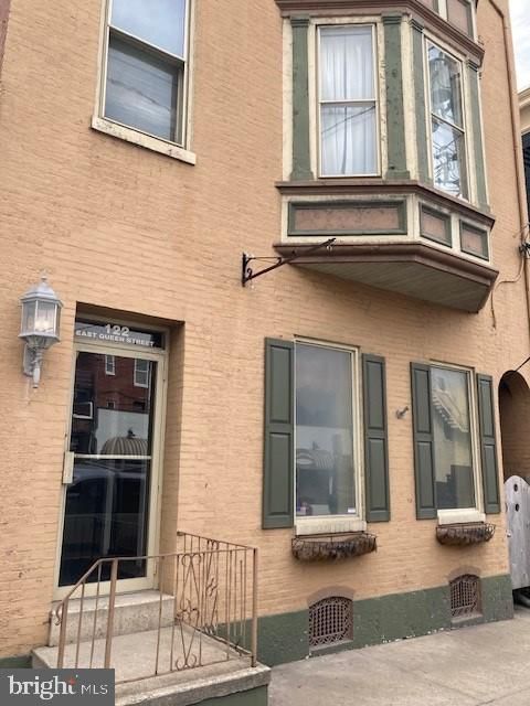 Photo of 122 E. Queen St, CHAMBERSBURG, PA 17201 (MLS # PAFL2025562)