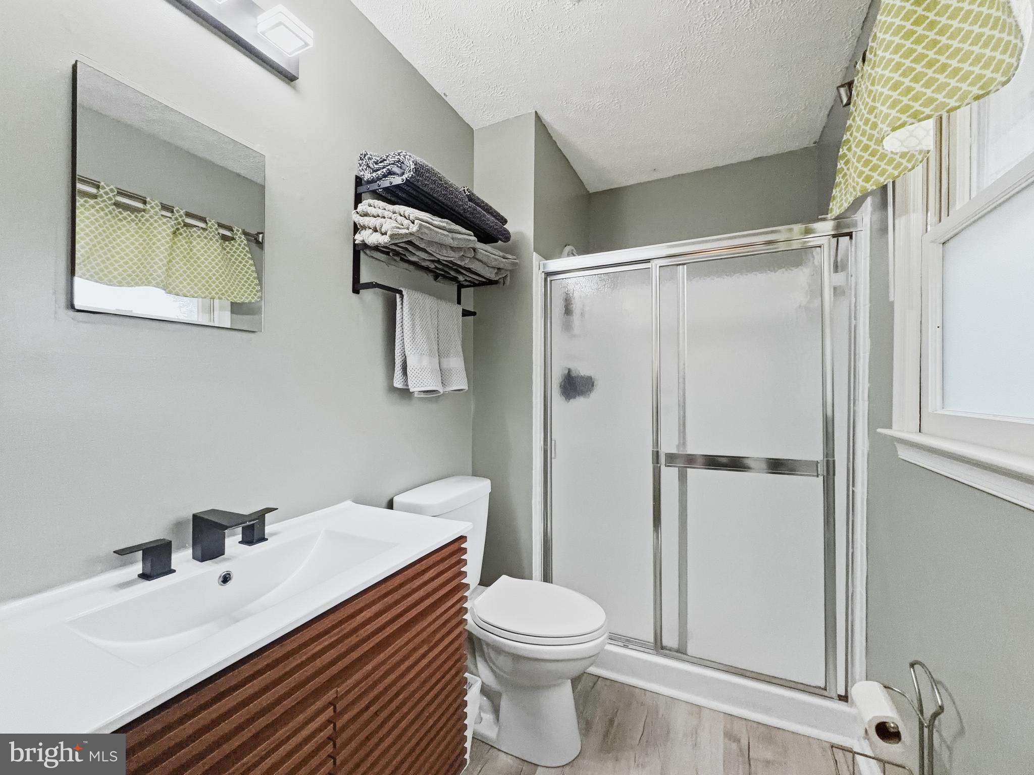 LAKE OF THE WOODS - Residential