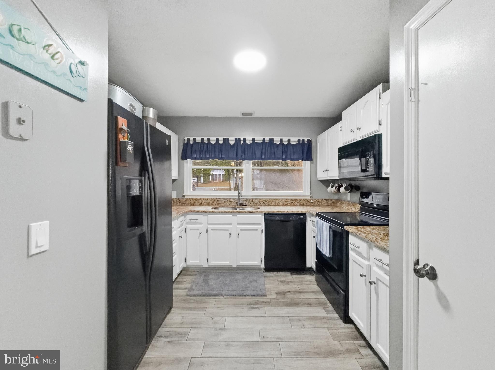 LAKE OF THE WOODS - Residential