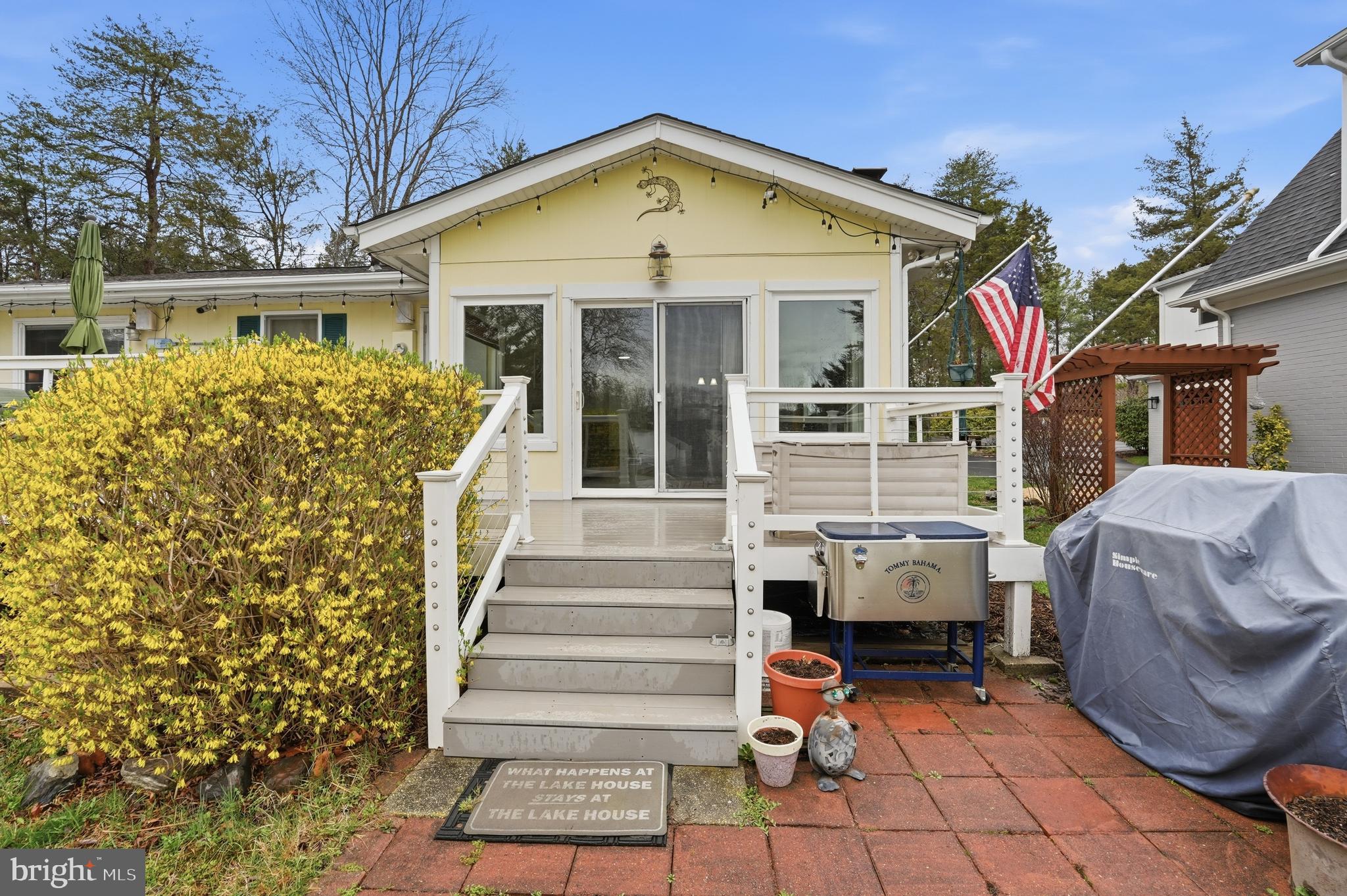 LAKE OF THE WOODS - Residential