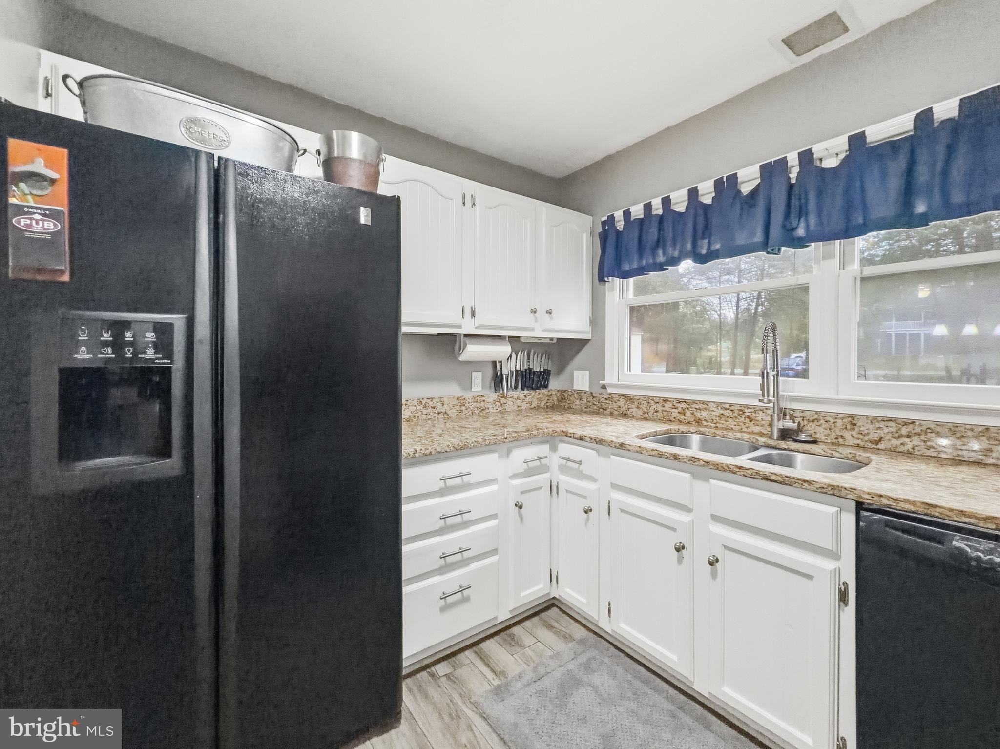 LAKE OF THE WOODS - Residential