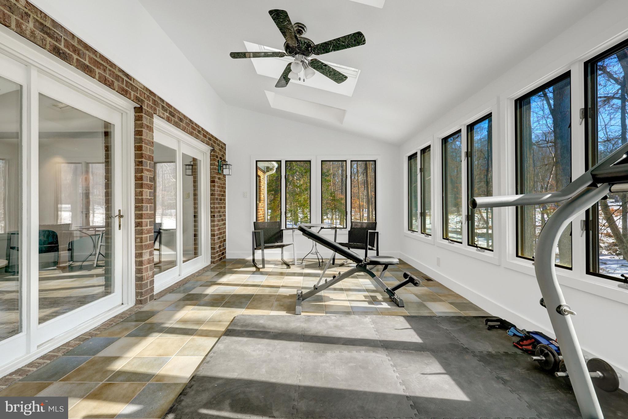 MERRYELLE ACRES - Residential