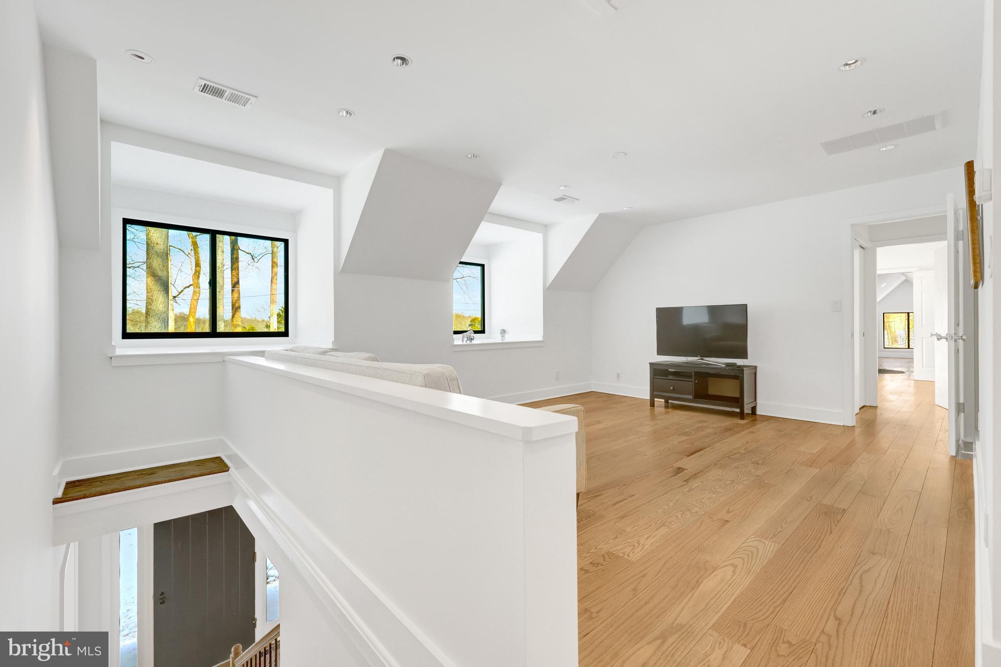 MERRYELLE ACRES - Residential