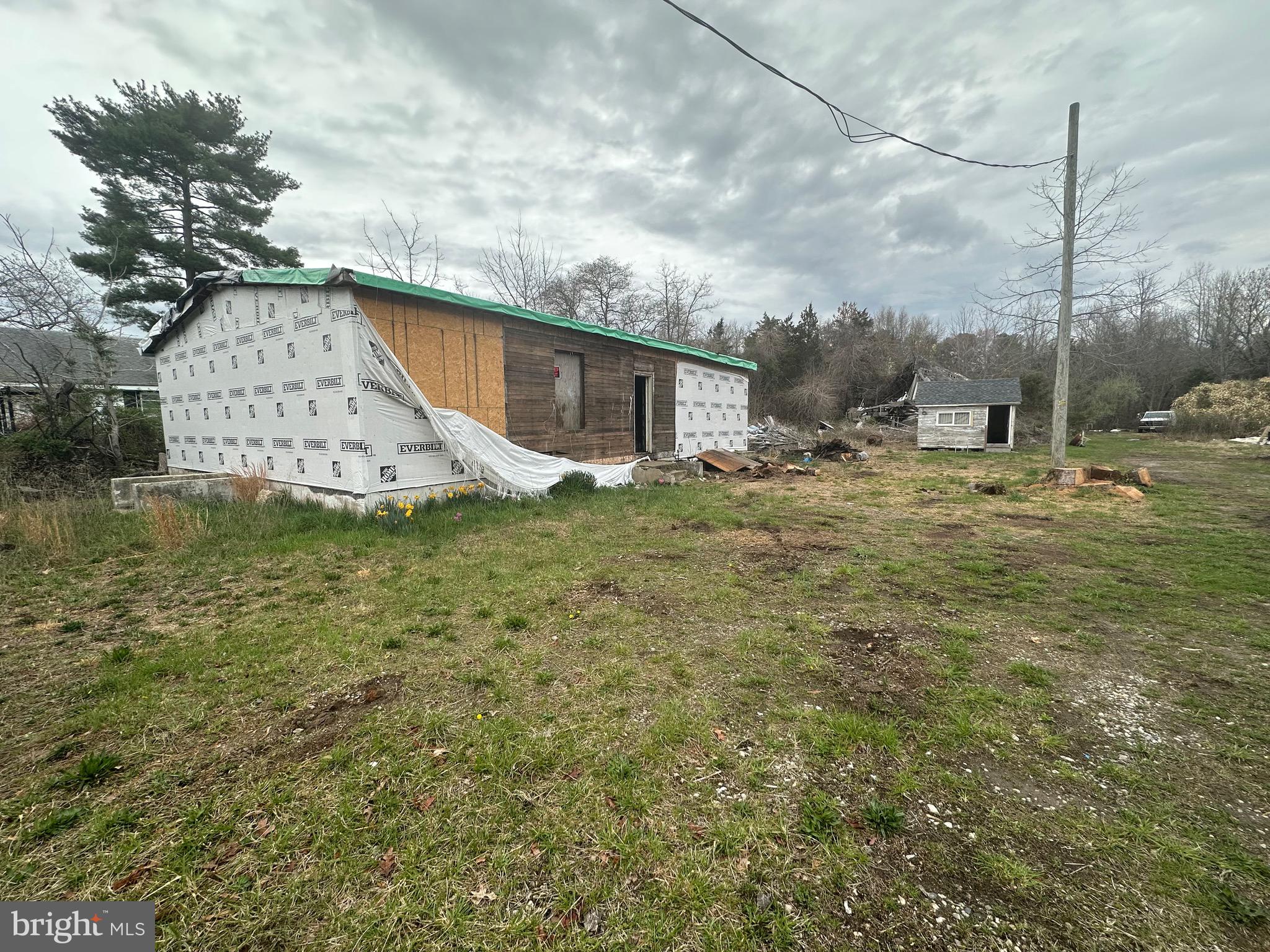 919-923 W WHITE HORSE PIKE -923