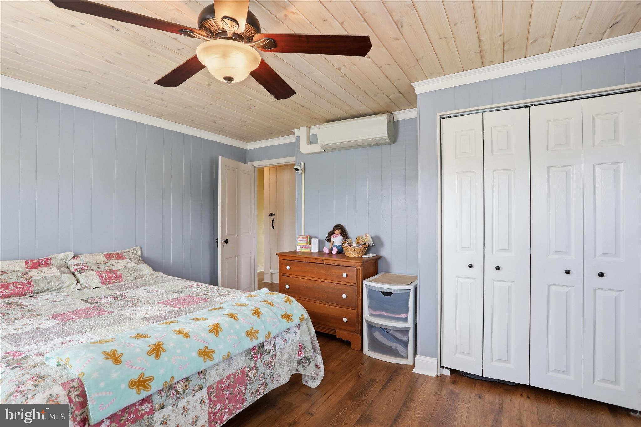 MONTGOMERY TWP - Residential