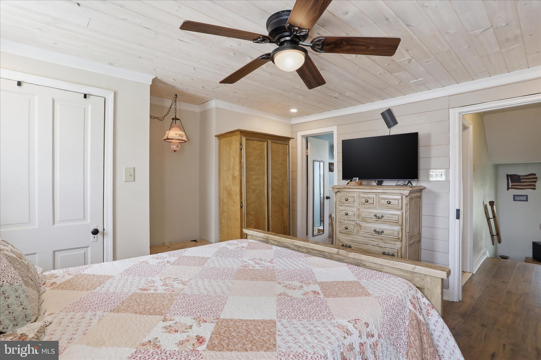 MONTGOMERY TWP - Residential