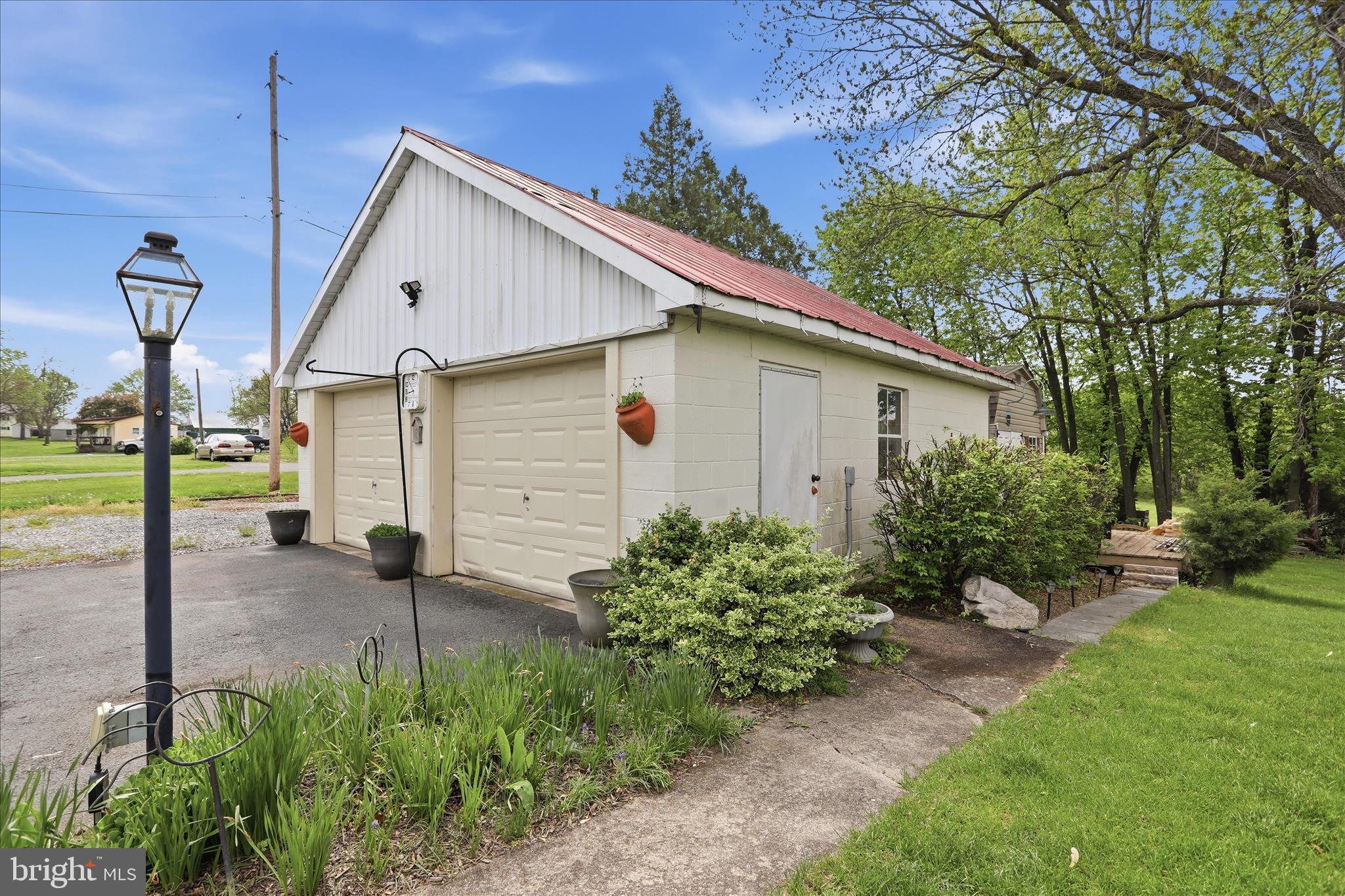 MONTGOMERY TWP - Residential