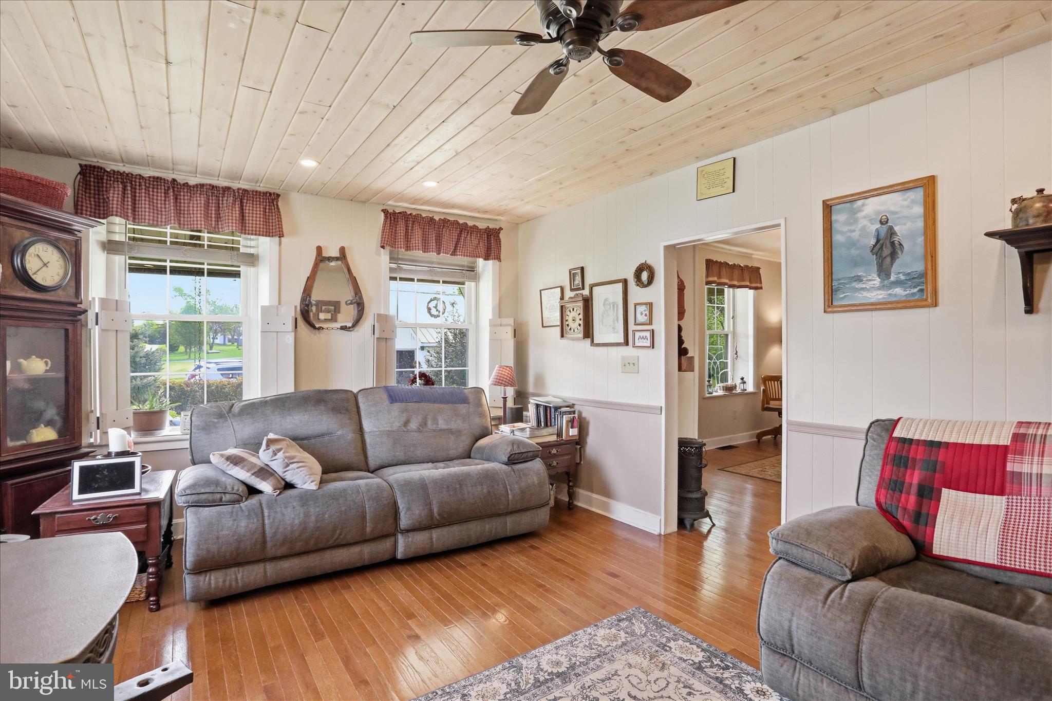 MONTGOMERY TWP - Residential