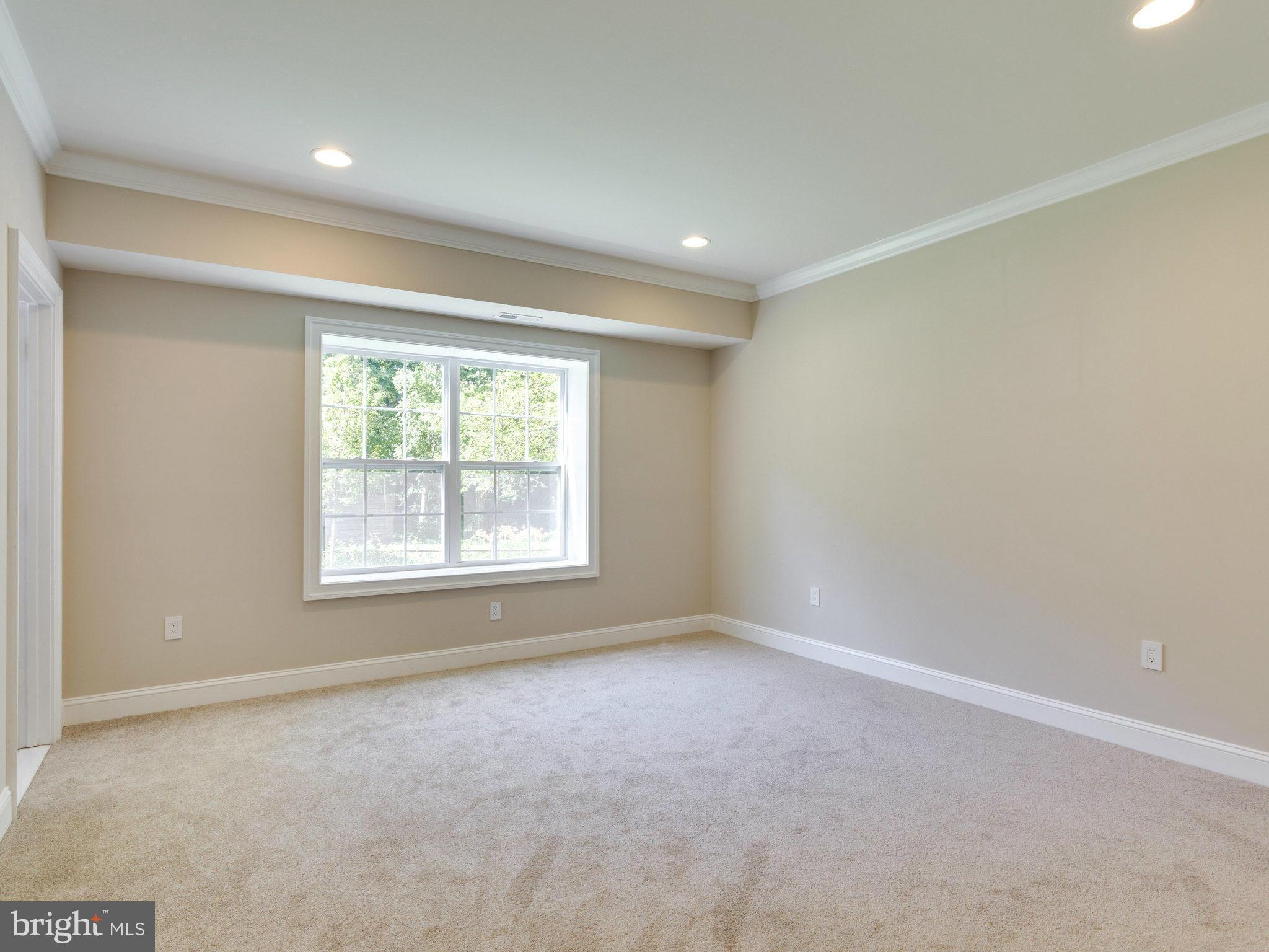 OAKTON - Residential