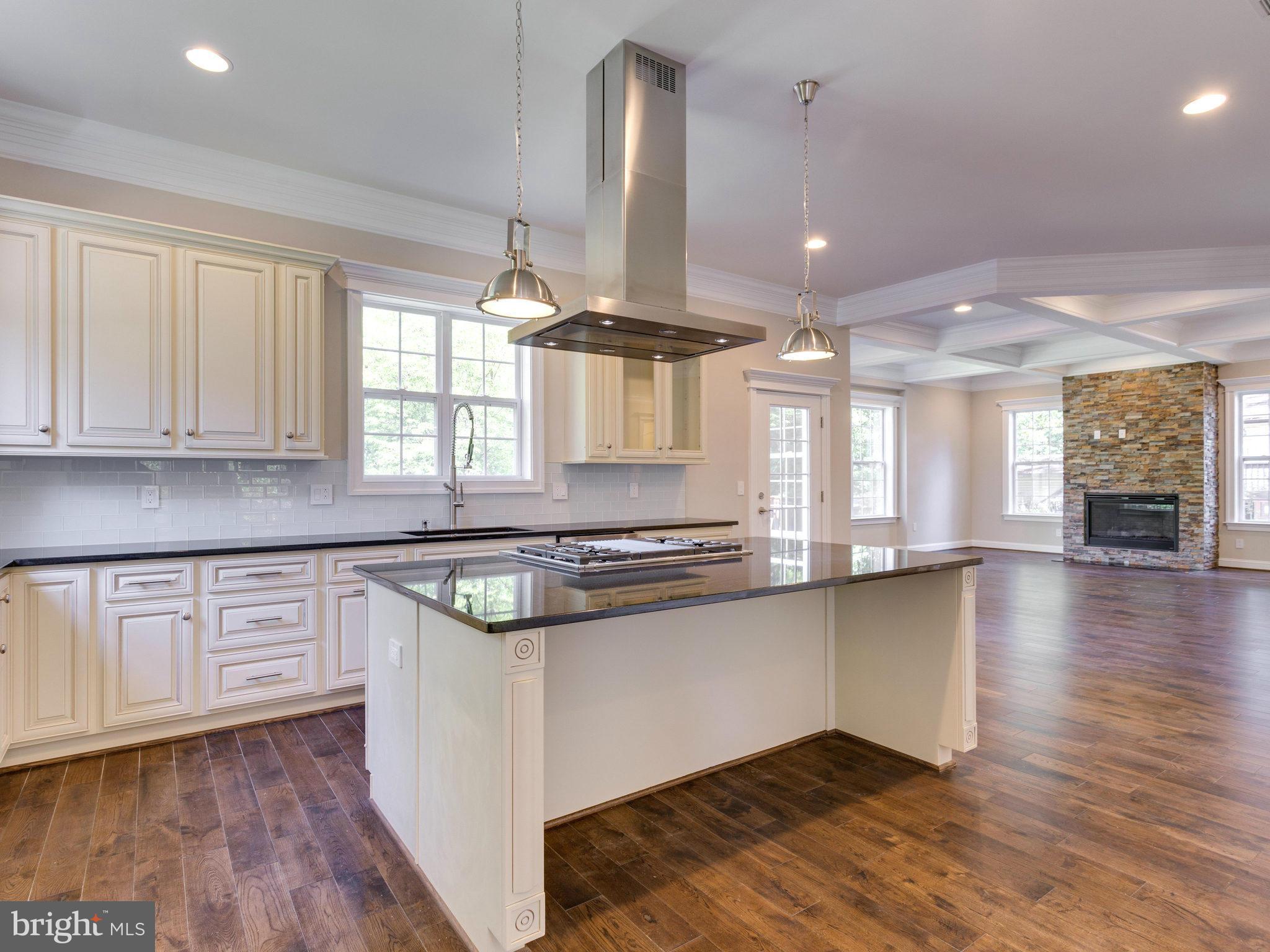 OAKTON - Residential